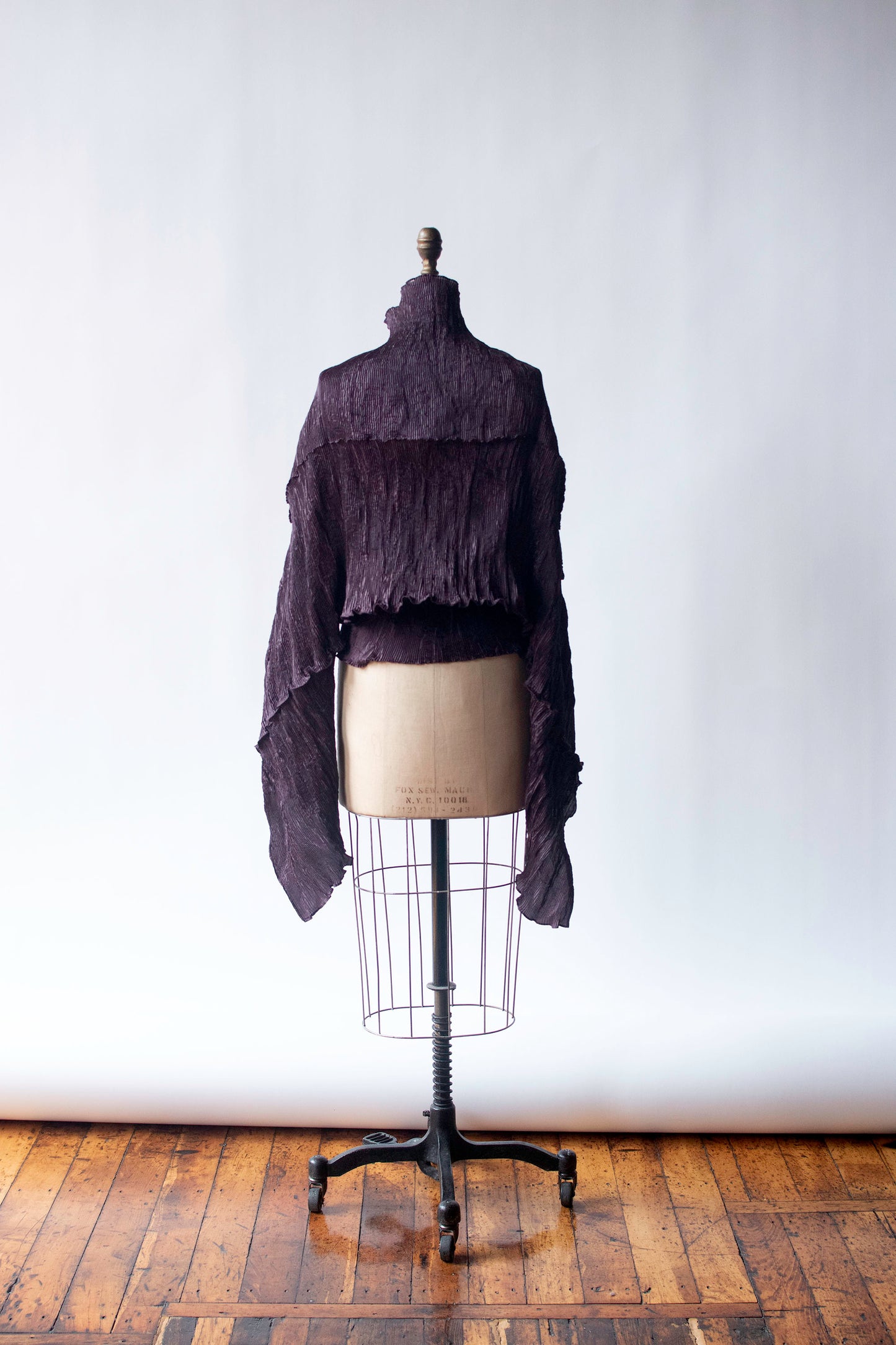 Plum Plisse Top | Jo Buckler