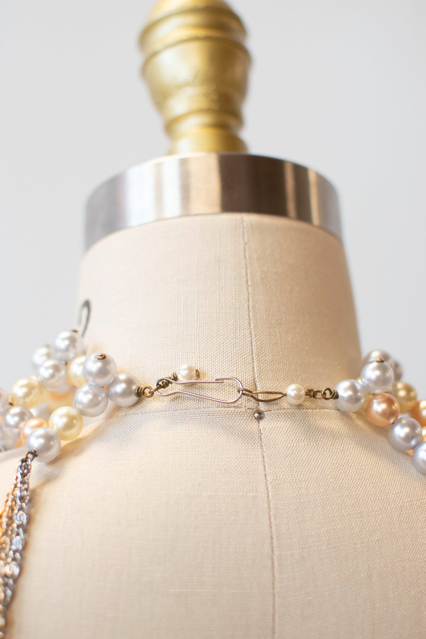 1970s Pearl & Chain Top | Loris Azzaro