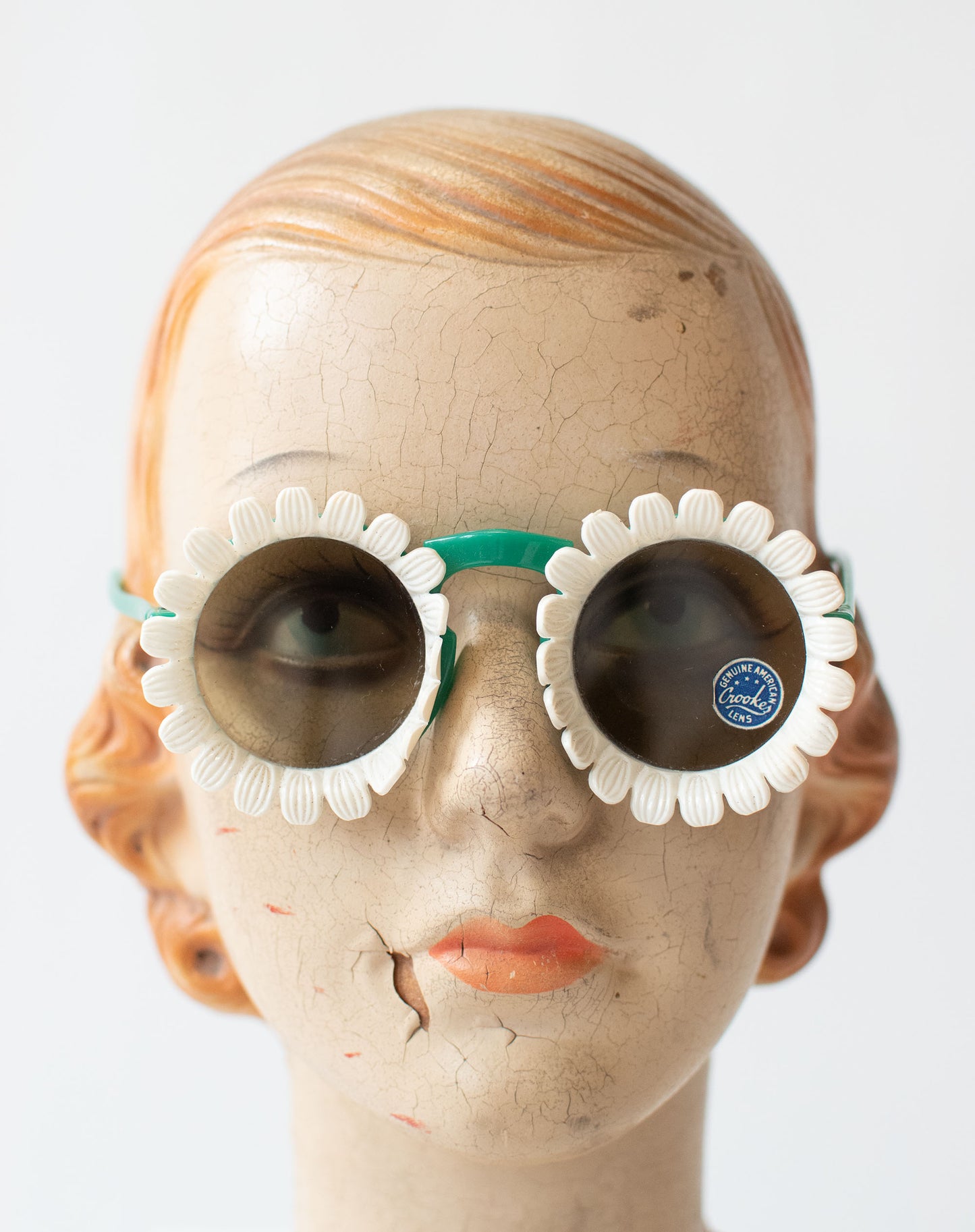 1940s Daisy Sunglasses | Green Temples
