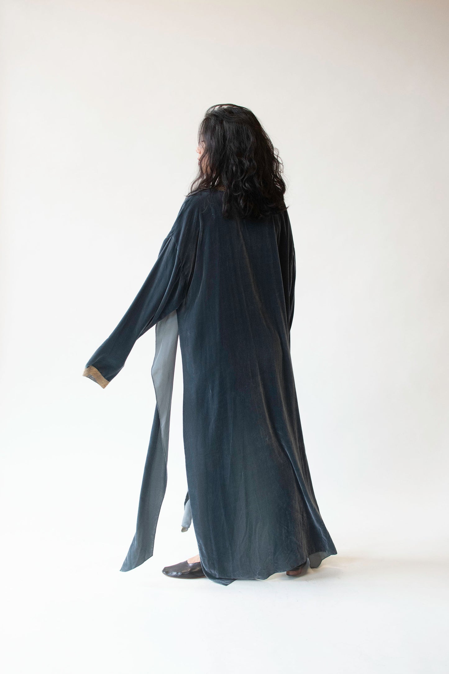 Velvet Duster | Holly Lueders