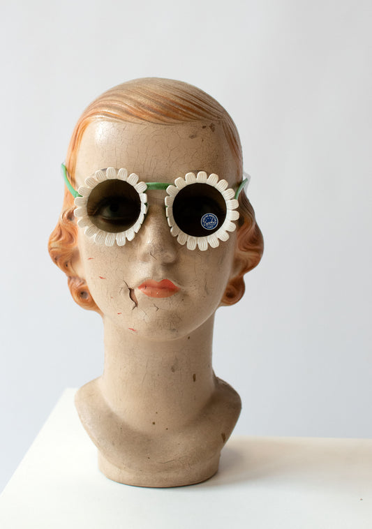 1940s Daisy Sunglasses | Green Temples