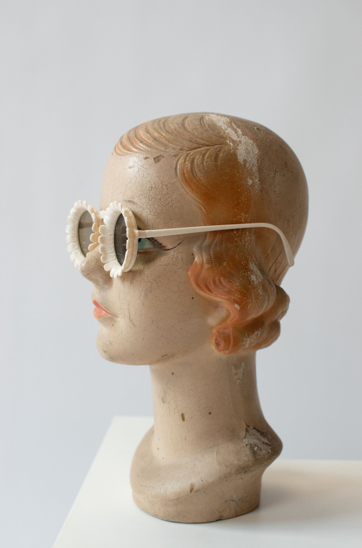 1940s Daisy Sunglasses | Brown Lenses