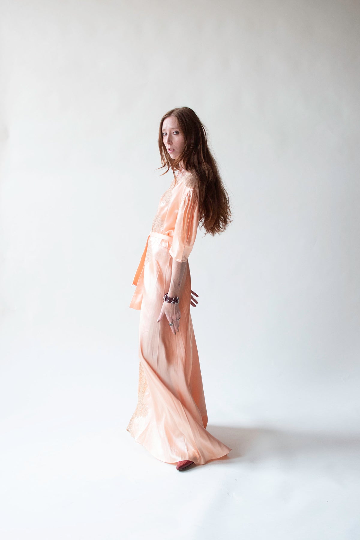 1930s Peach Dressing Gown