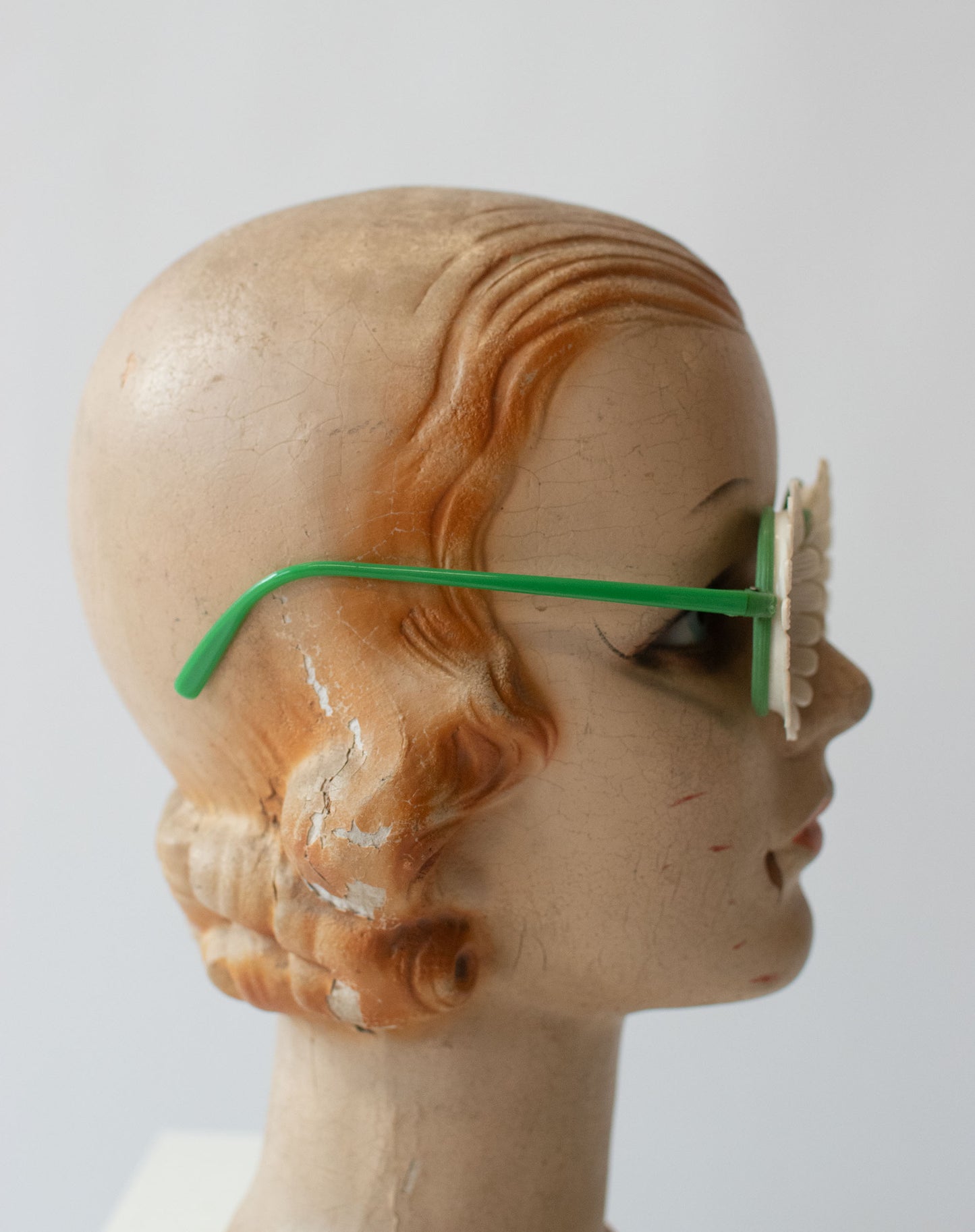 1940s Daisy Sunglasses | Green Temples