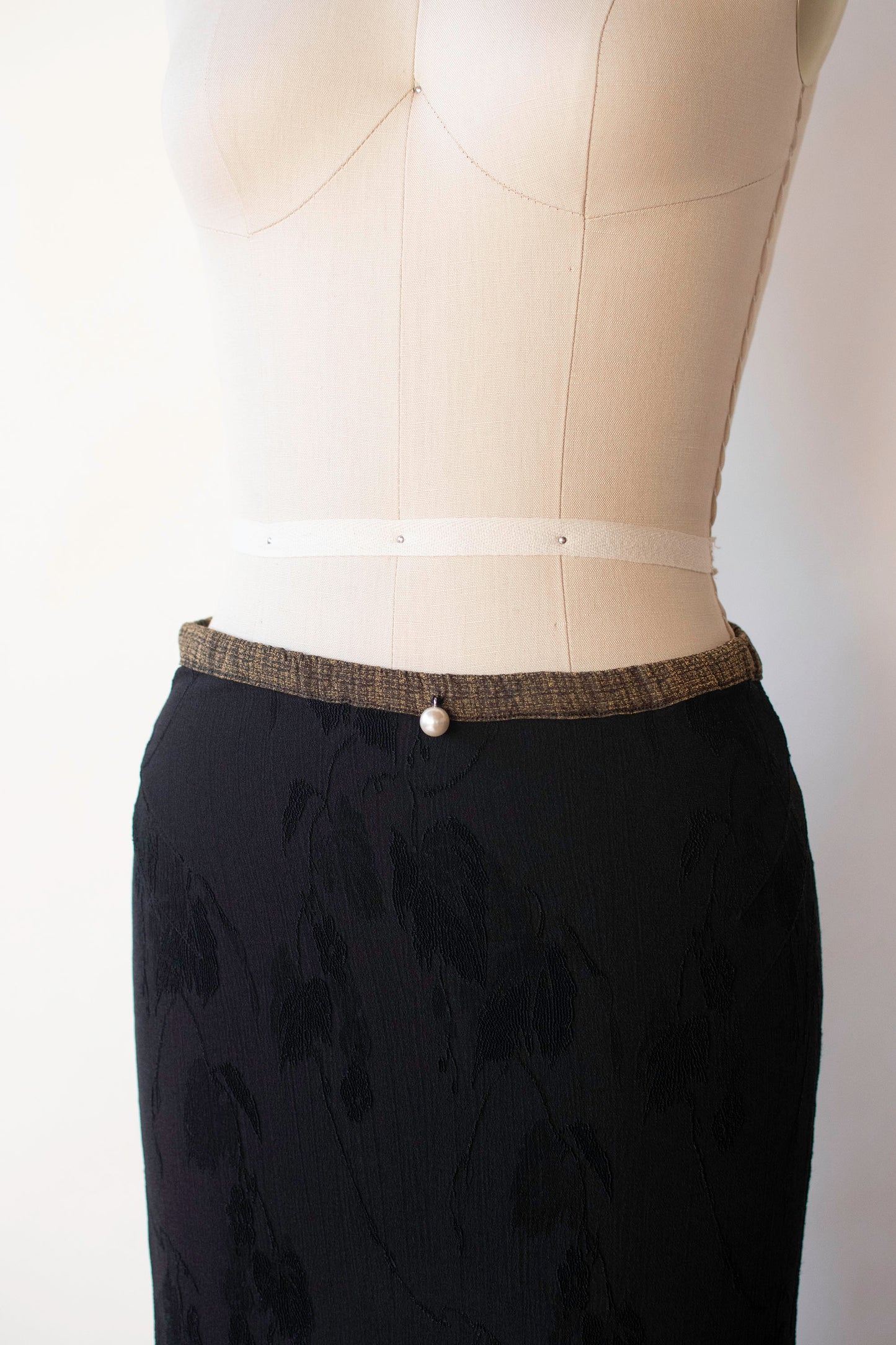 Black Jaquard Skirt | Voyage Invest in the Original