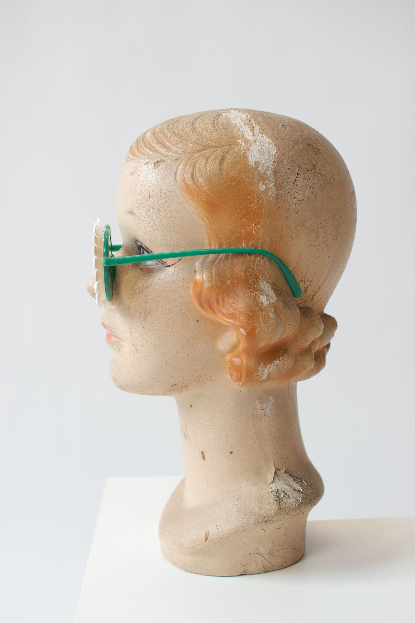 1940s Daisy Sunglasses | Green Temples