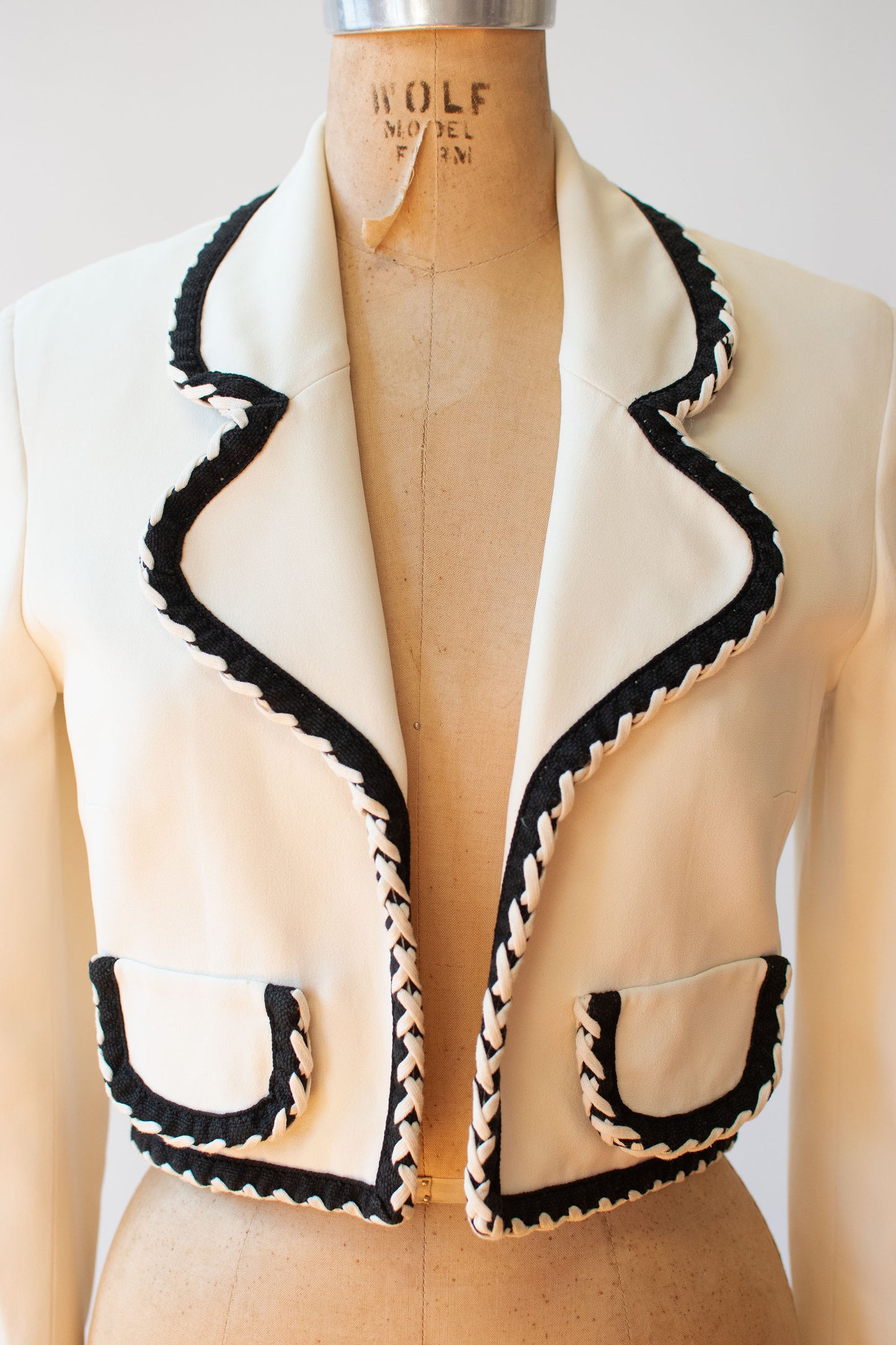 Whipstich trim Cropped Jacket | Moschino Cheap & Chic