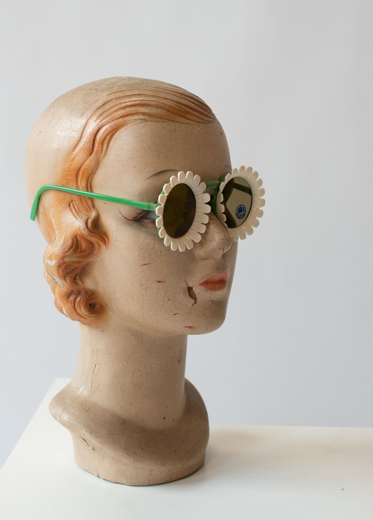 1940s Daisy Sunglasses | Green Temples