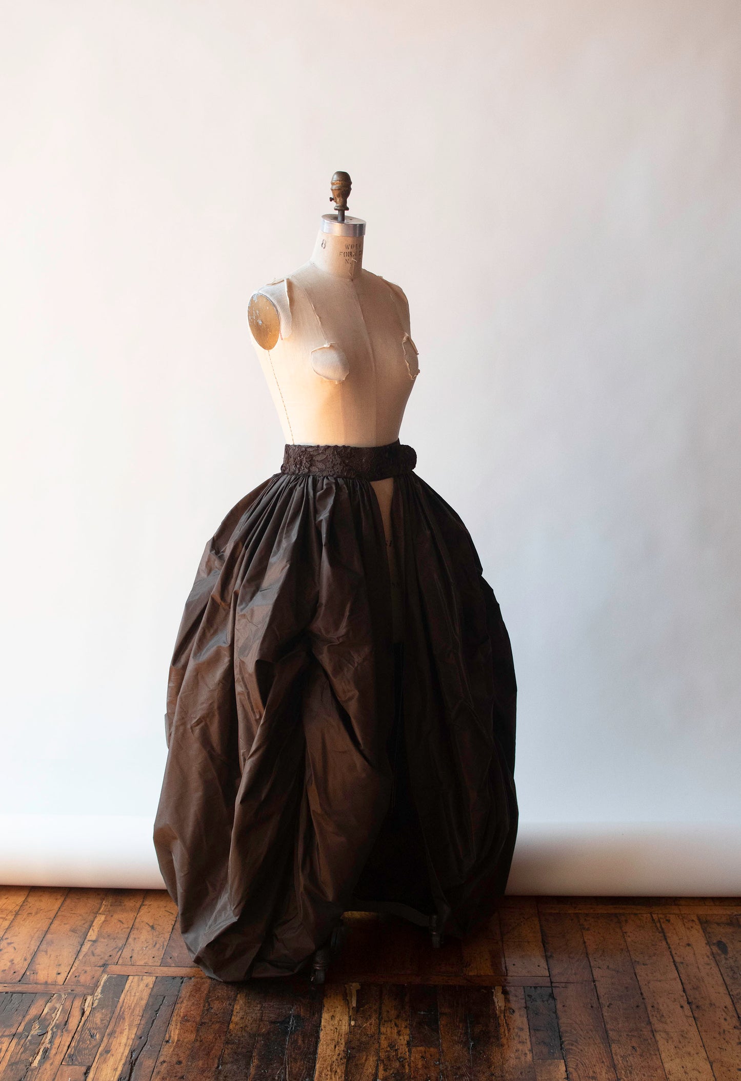 1980s Taffeta Overskirt | Carolina Herrera