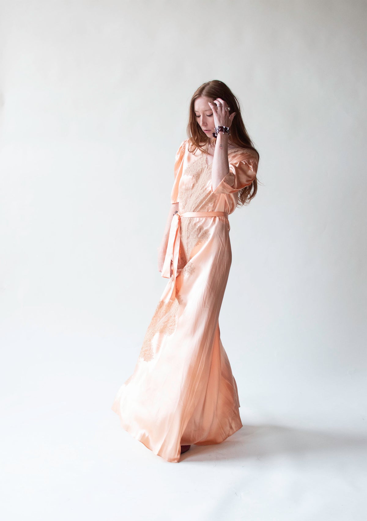 1930s Peach Dressing Gown