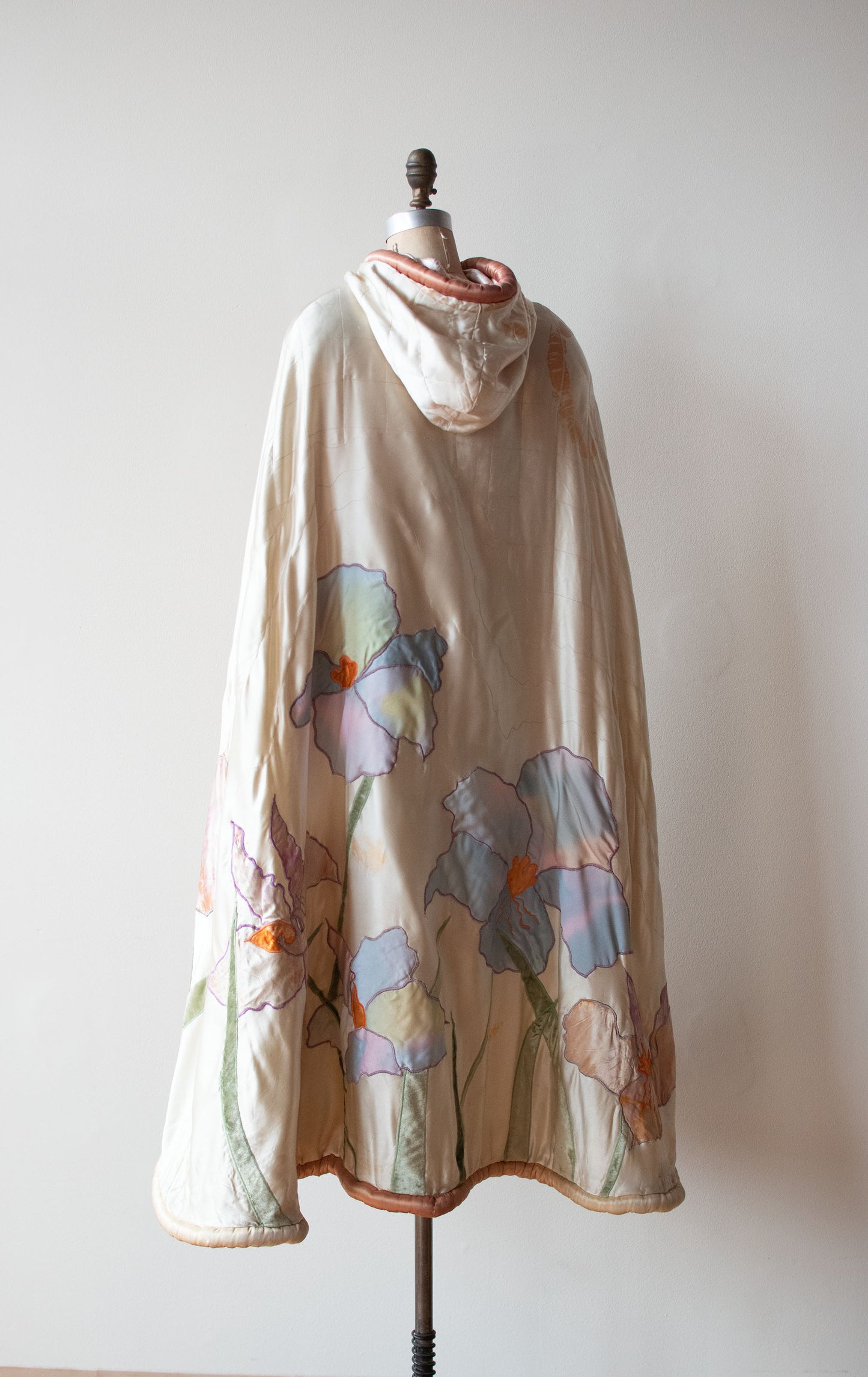 1970s Art-To-Wear Quilted Cape