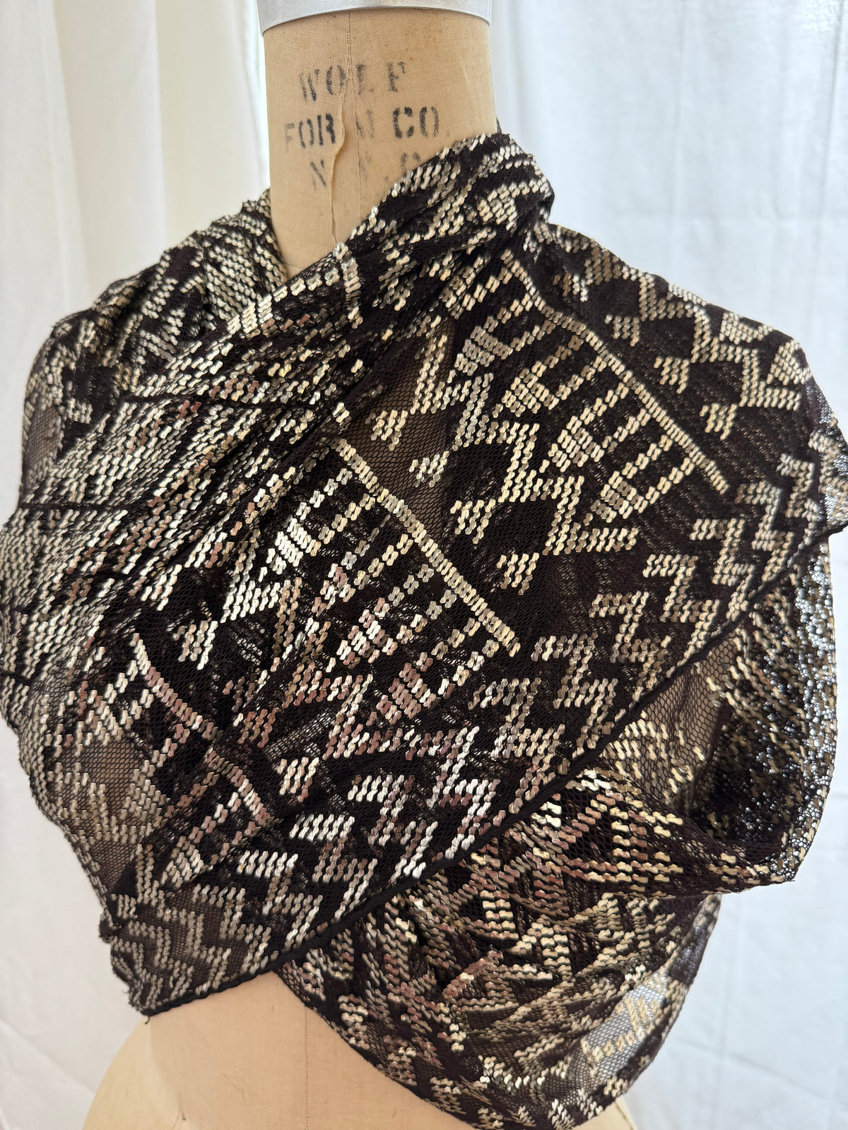 1920s Assuit Tulle bi Telli Shawl