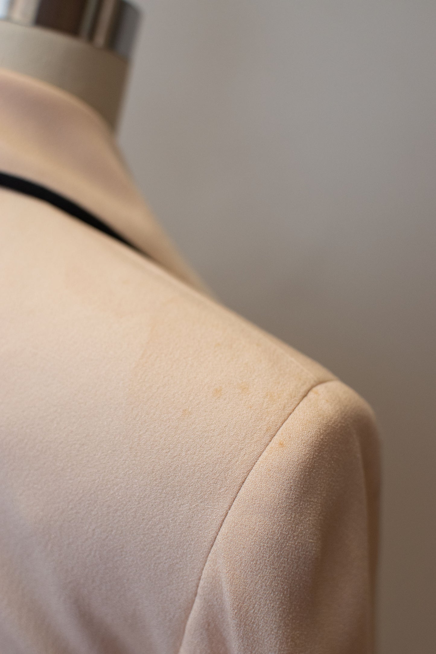 1980s Cream Suit | Moschino Cheap & Chic