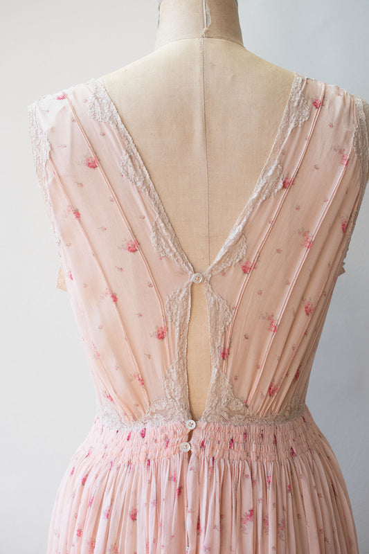 1930s Floral Print Chiffon Nightgown