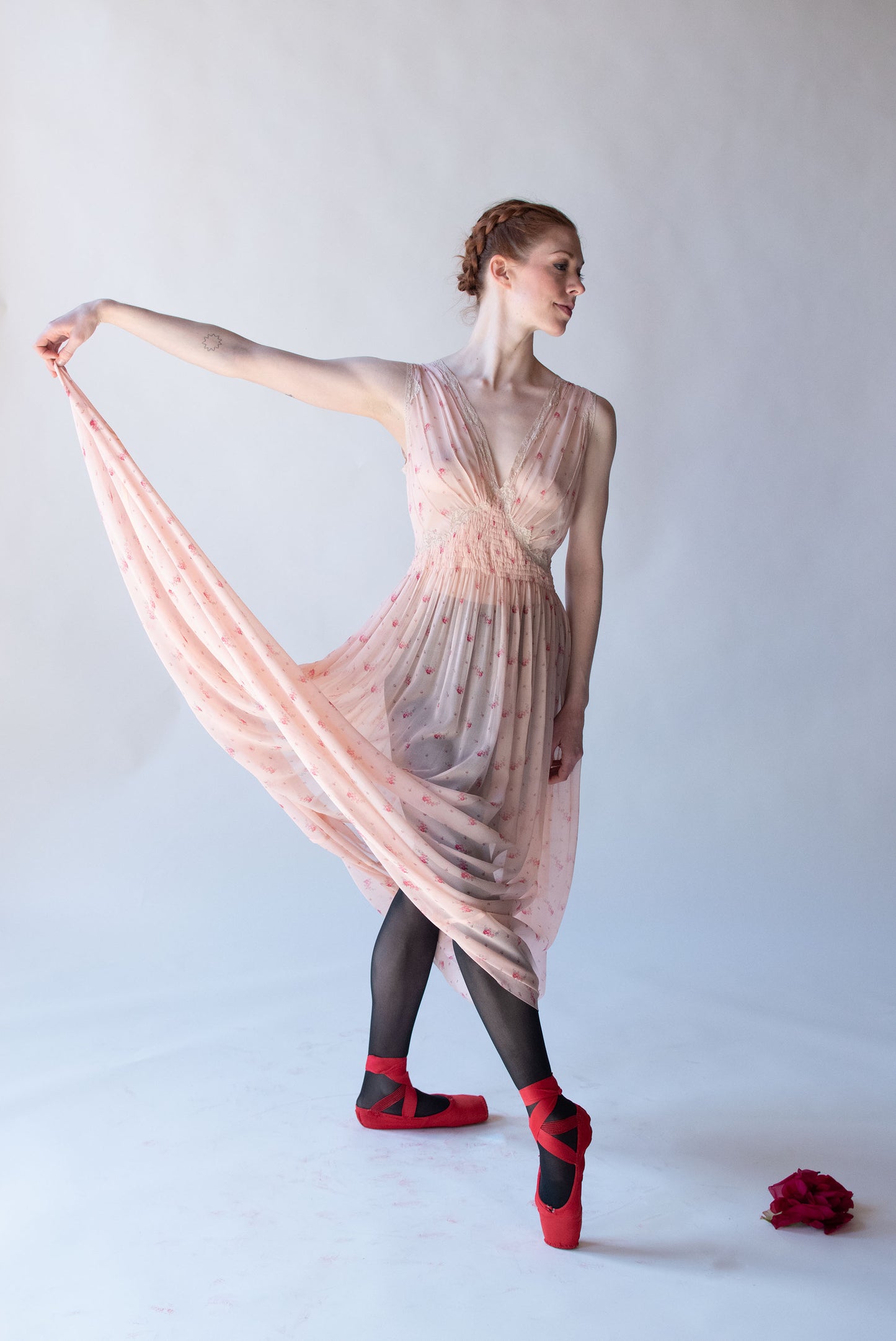 1930s Floral Print Chiffon Nightgown