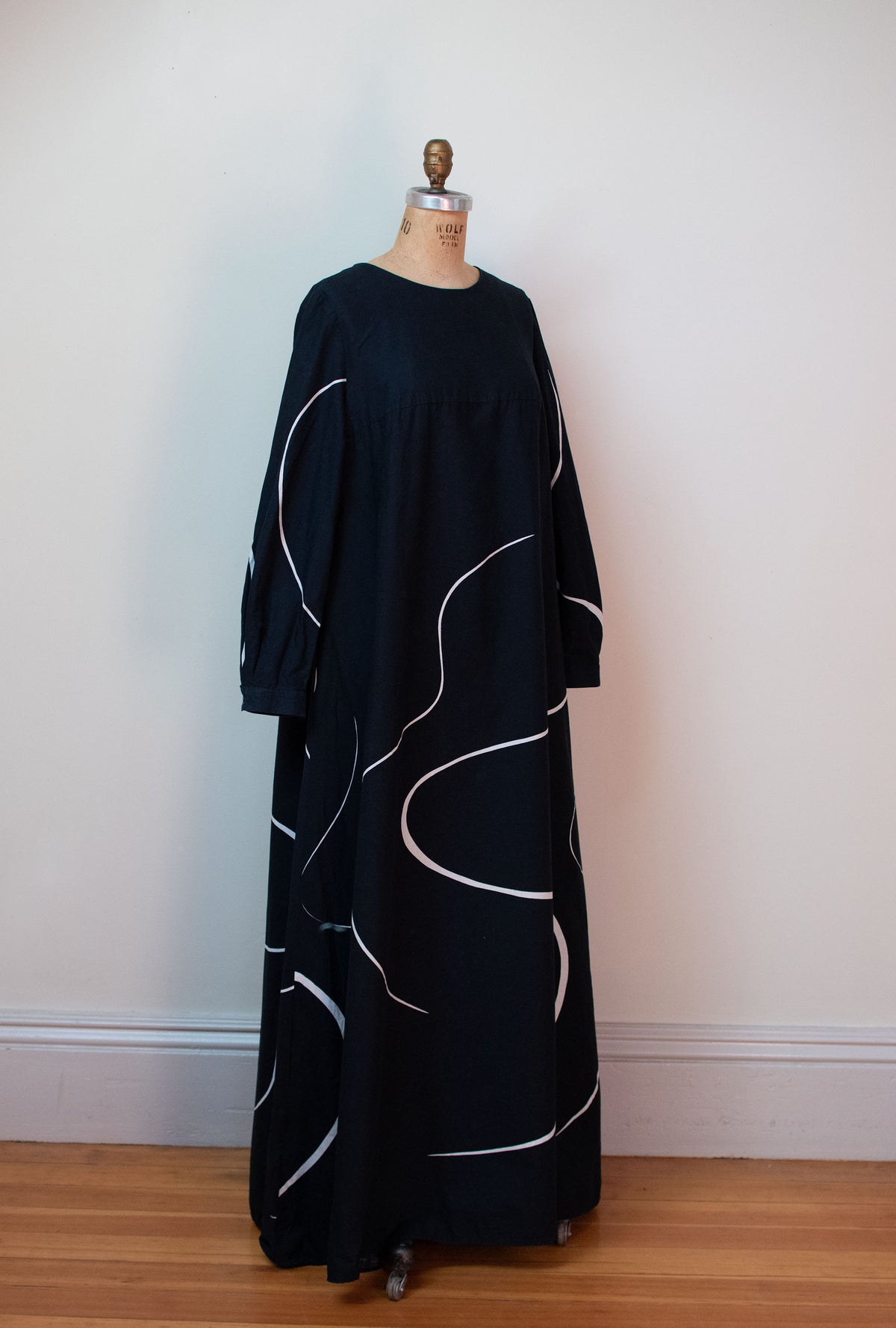1970s Black and White Swirl Dress | Marimekko