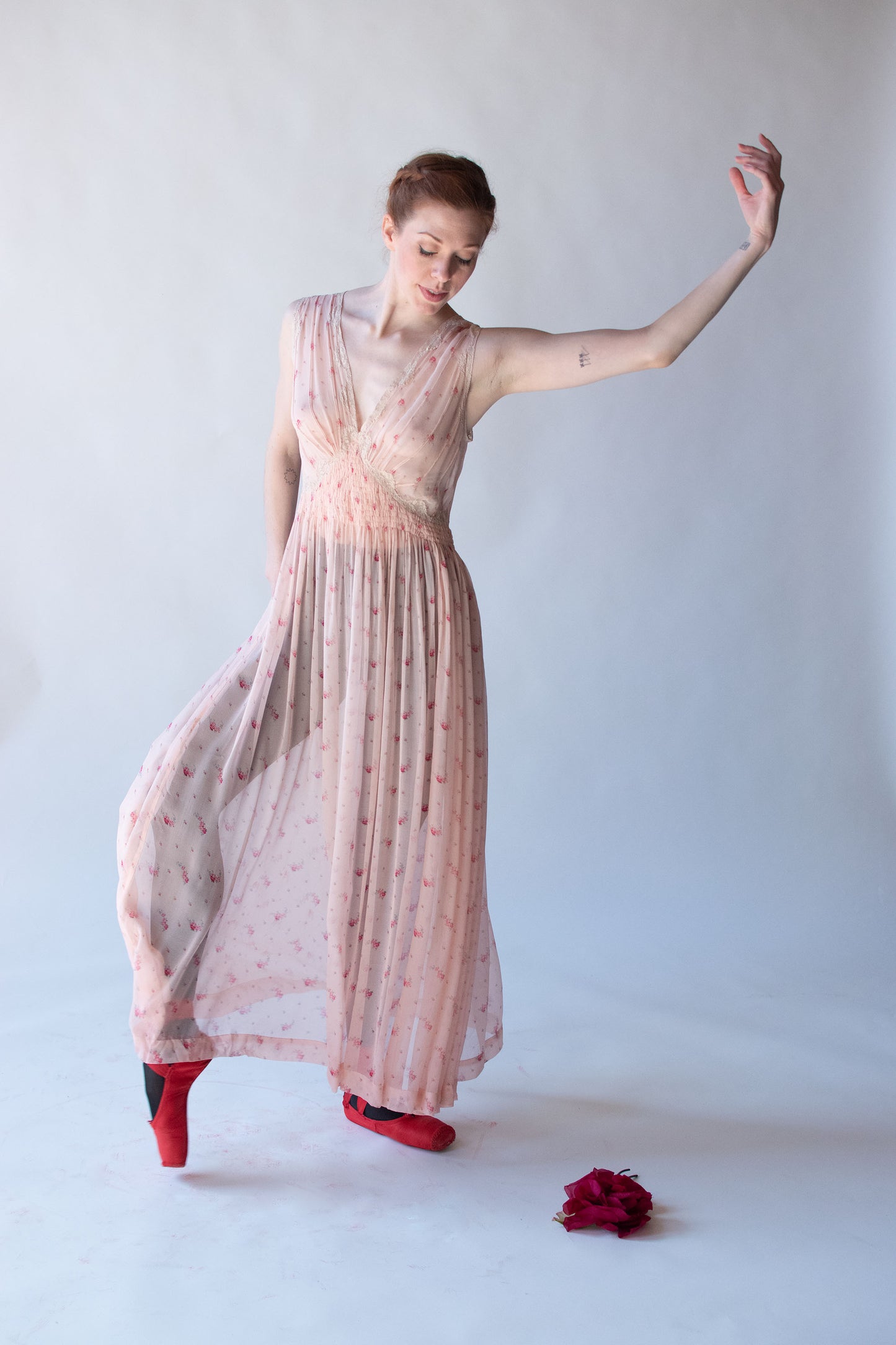 1930s Floral Print Chiffon Nightgown