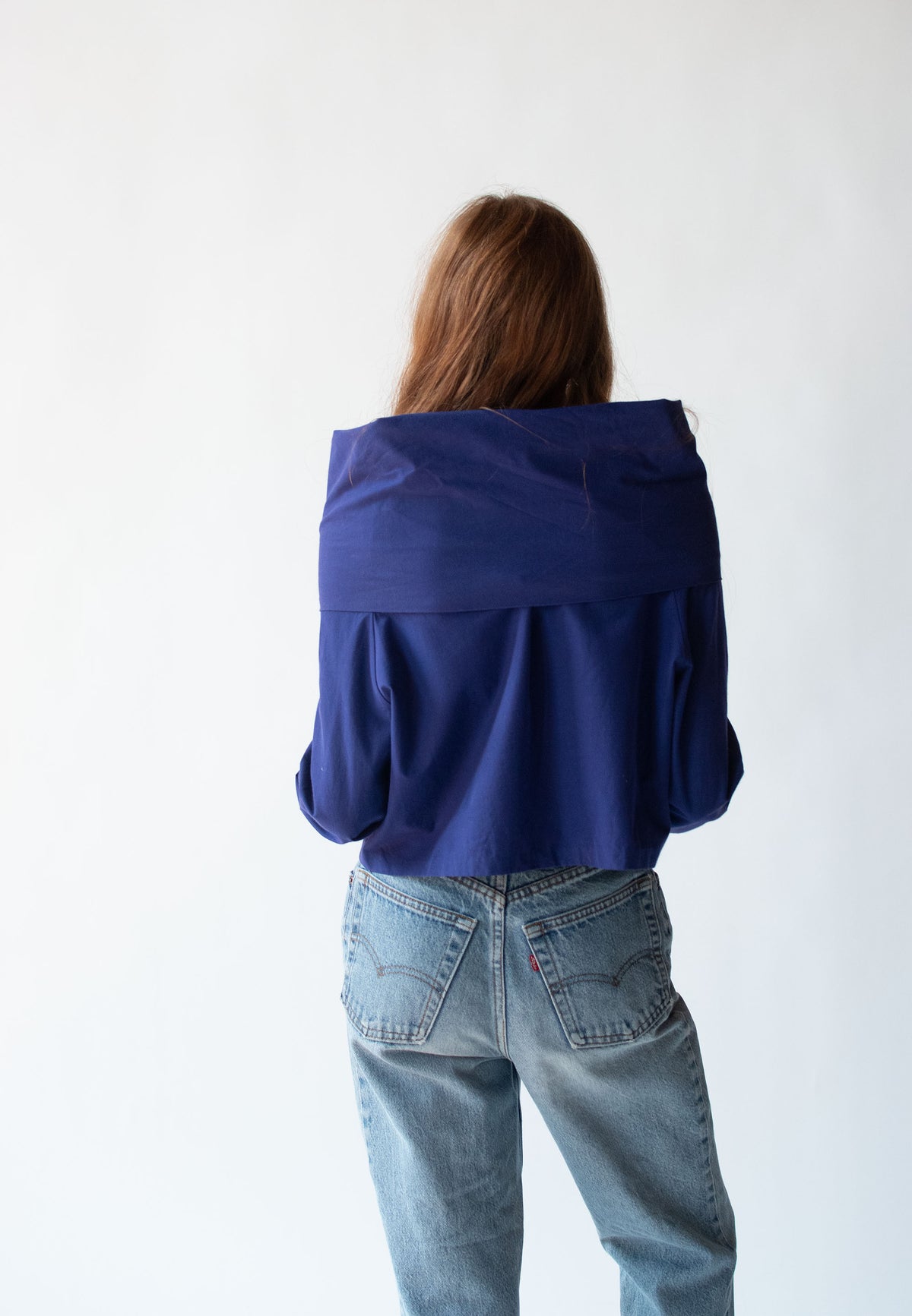 Off-the-shoulder shirt | G Gigli