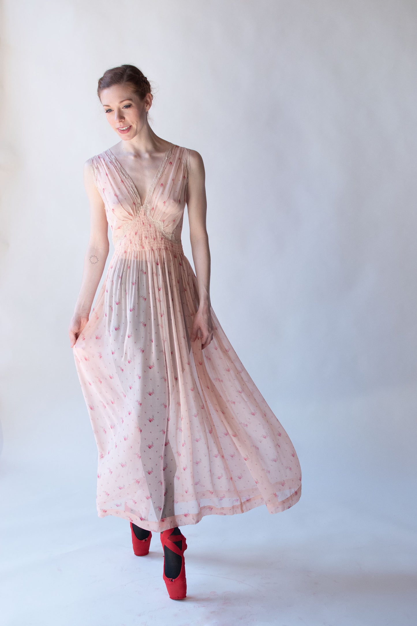 1930s Floral Print Chiffon Nightgown