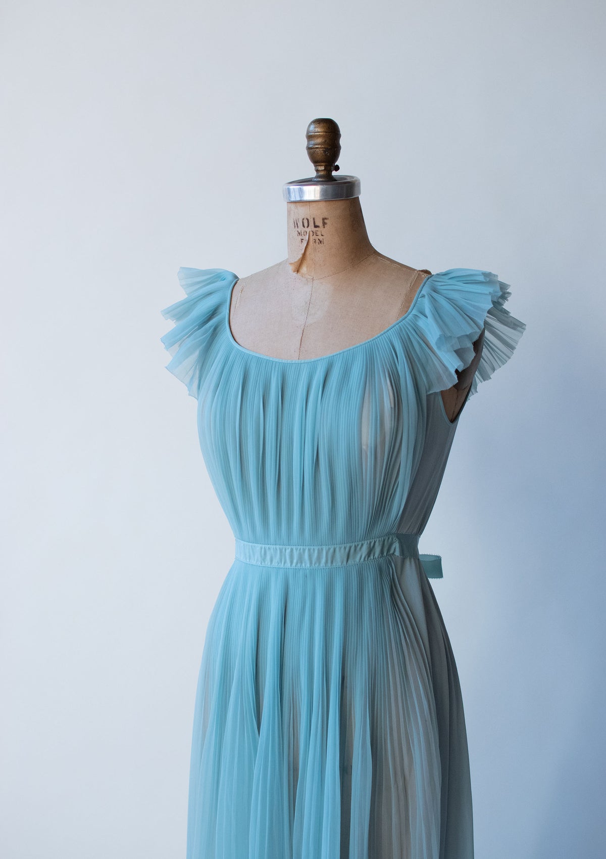 1950s Pleated Nightgown