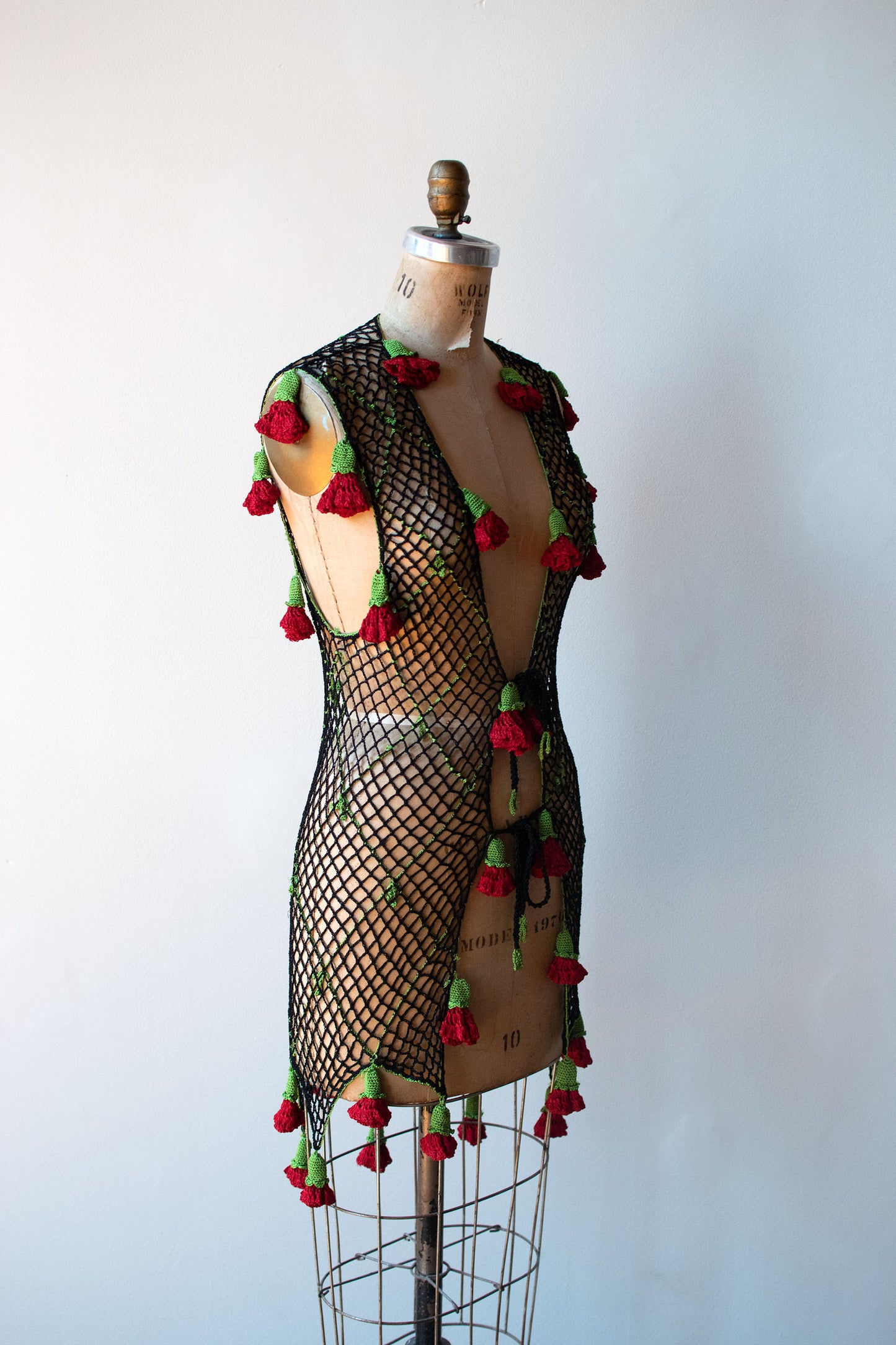 Crochet Rose Vest | Moschino