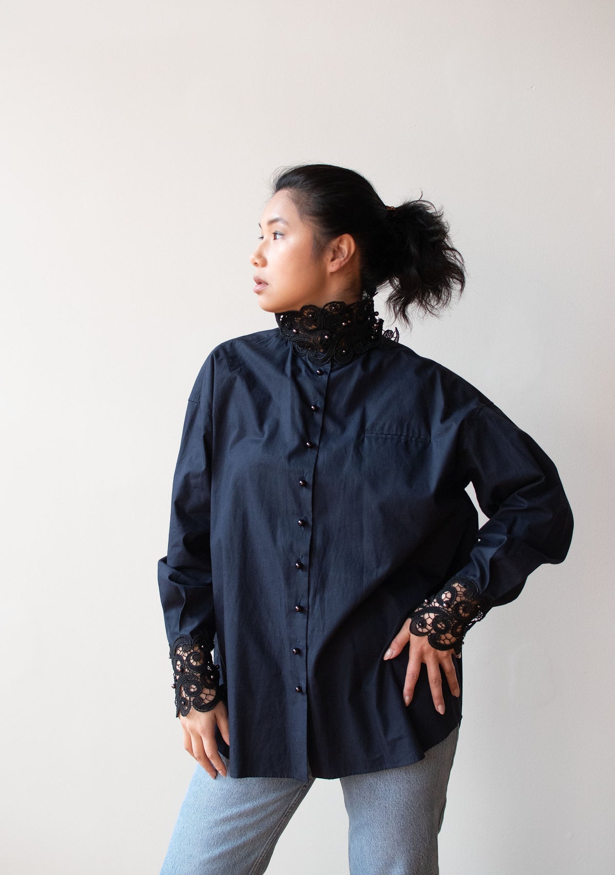 Navy Blue Lace Collar Blouse | Romeo Gigli