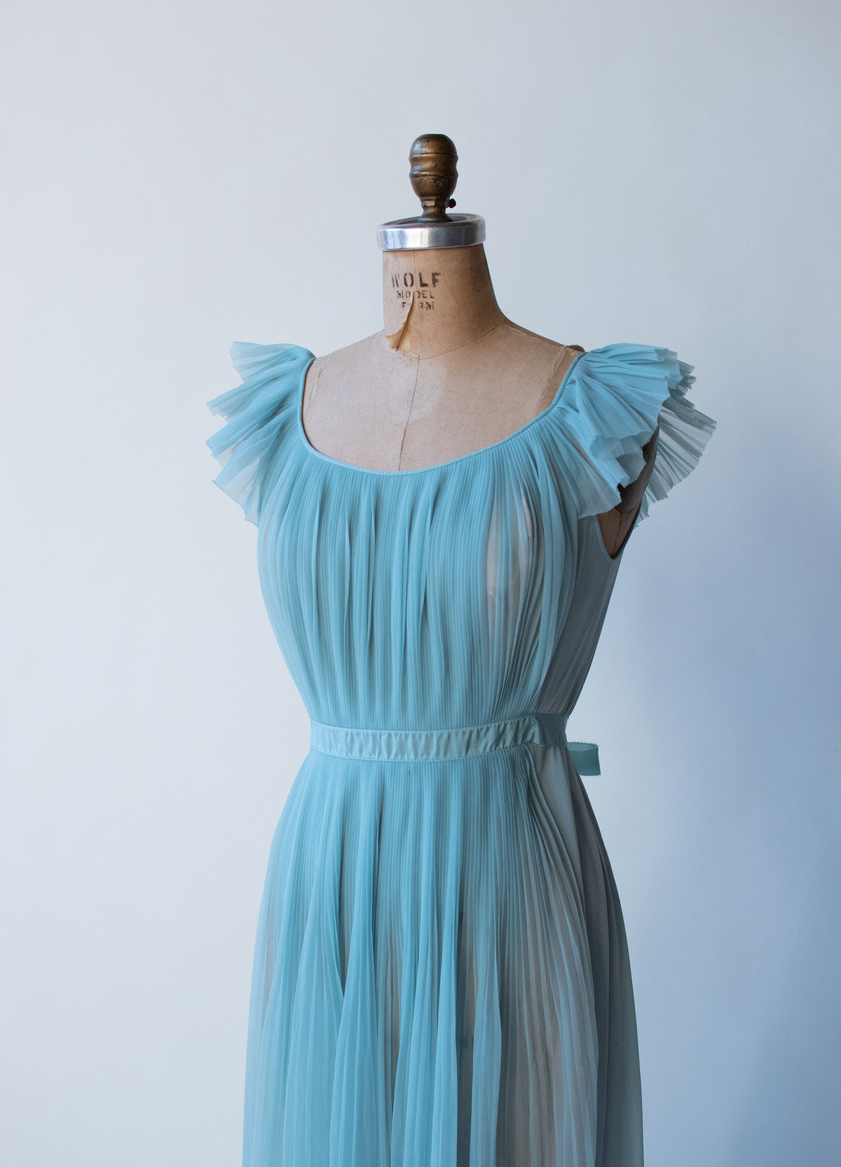 1950s Pleated Nightgown