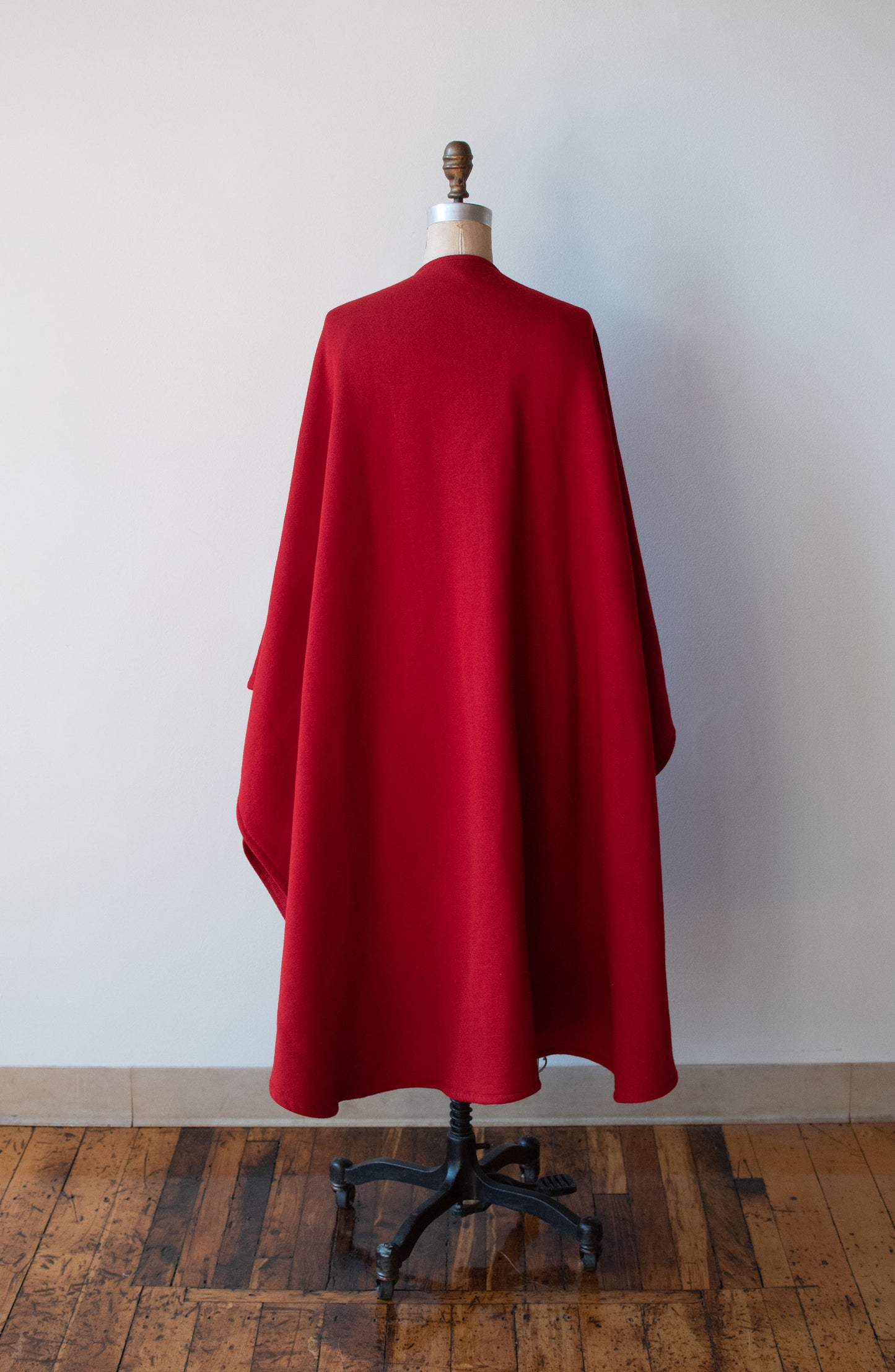 Red Cape | Norma Kamali