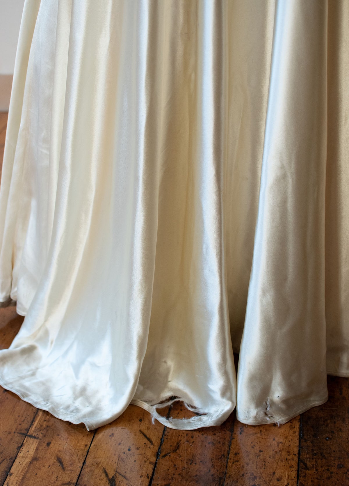 1940s Fur Trim Satin Gown
