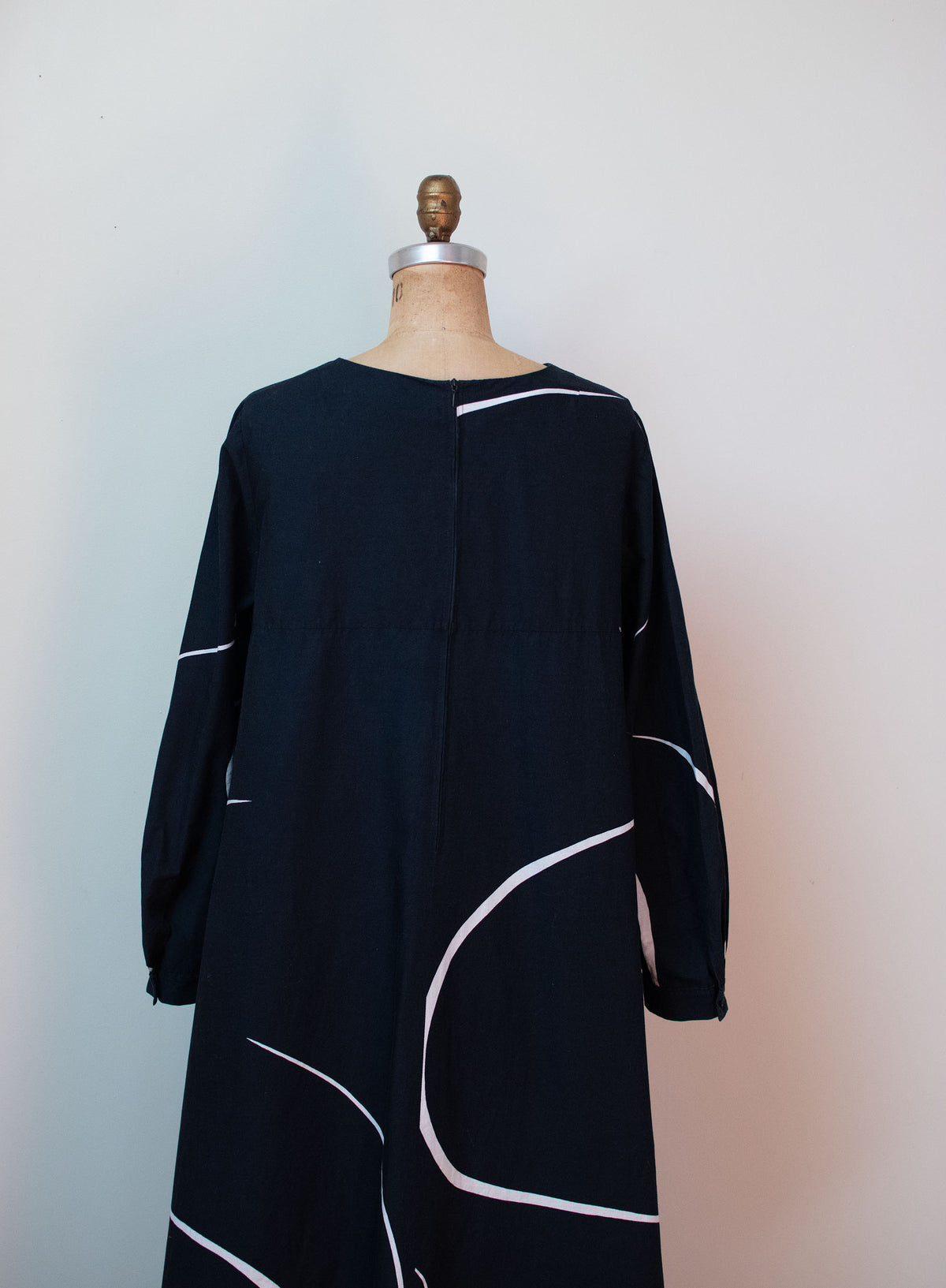 1970s Black and White Swirl Dress | Marimekko