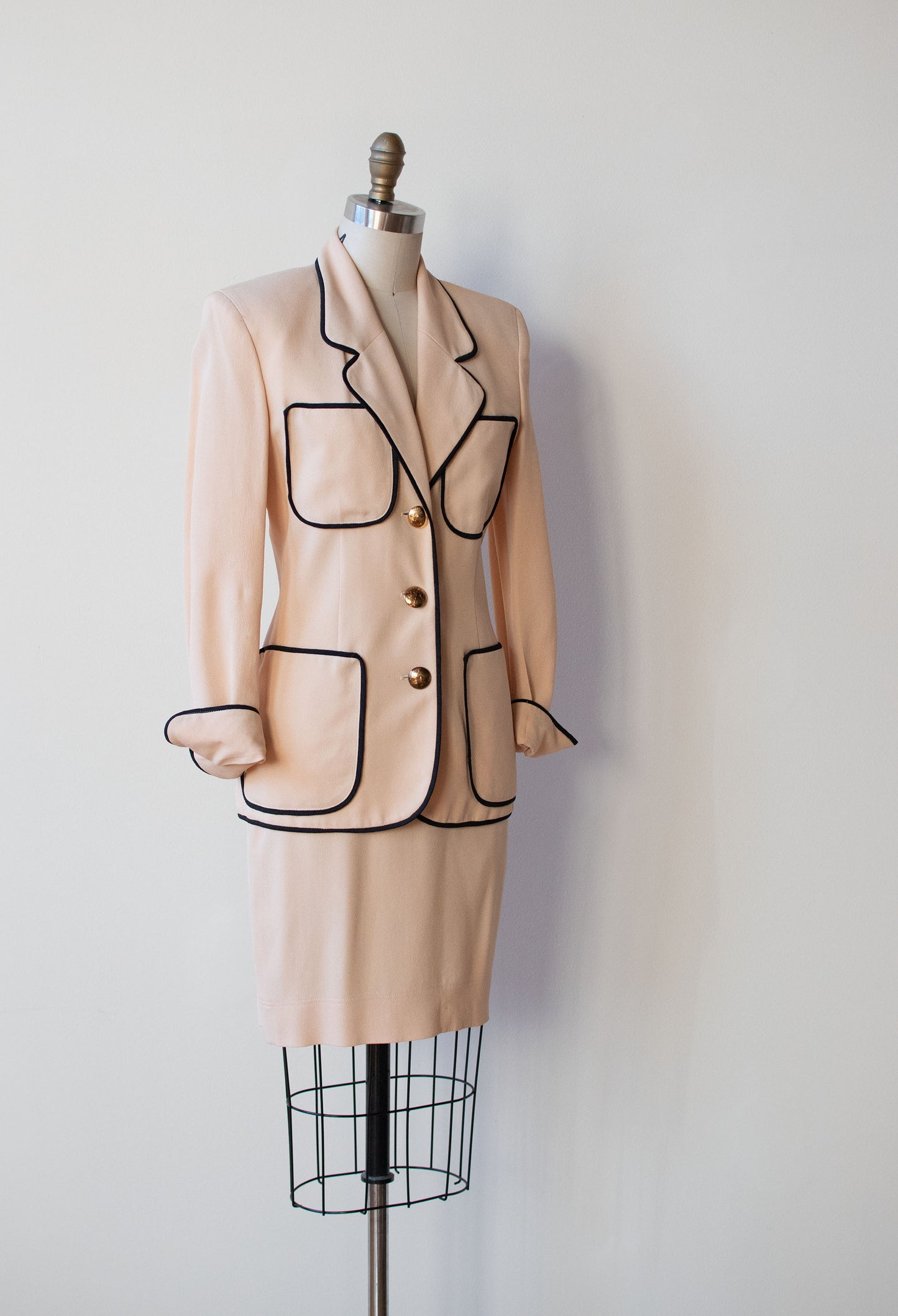 1980s Cream Suit | Moschino Cheap & Chic