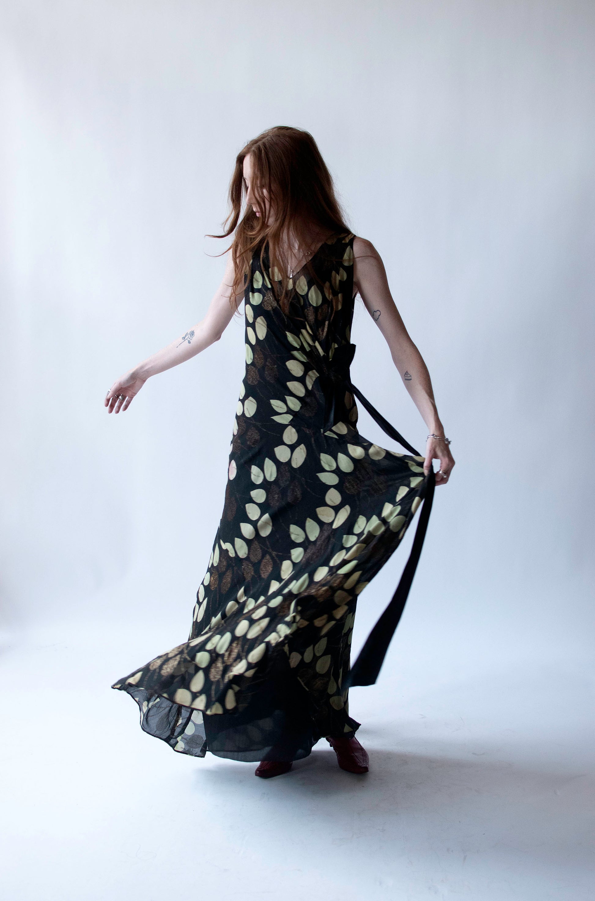 leaf print chiffon dress Maison Tara Printed Chiffon 3/4 Sleeve Midi Dress