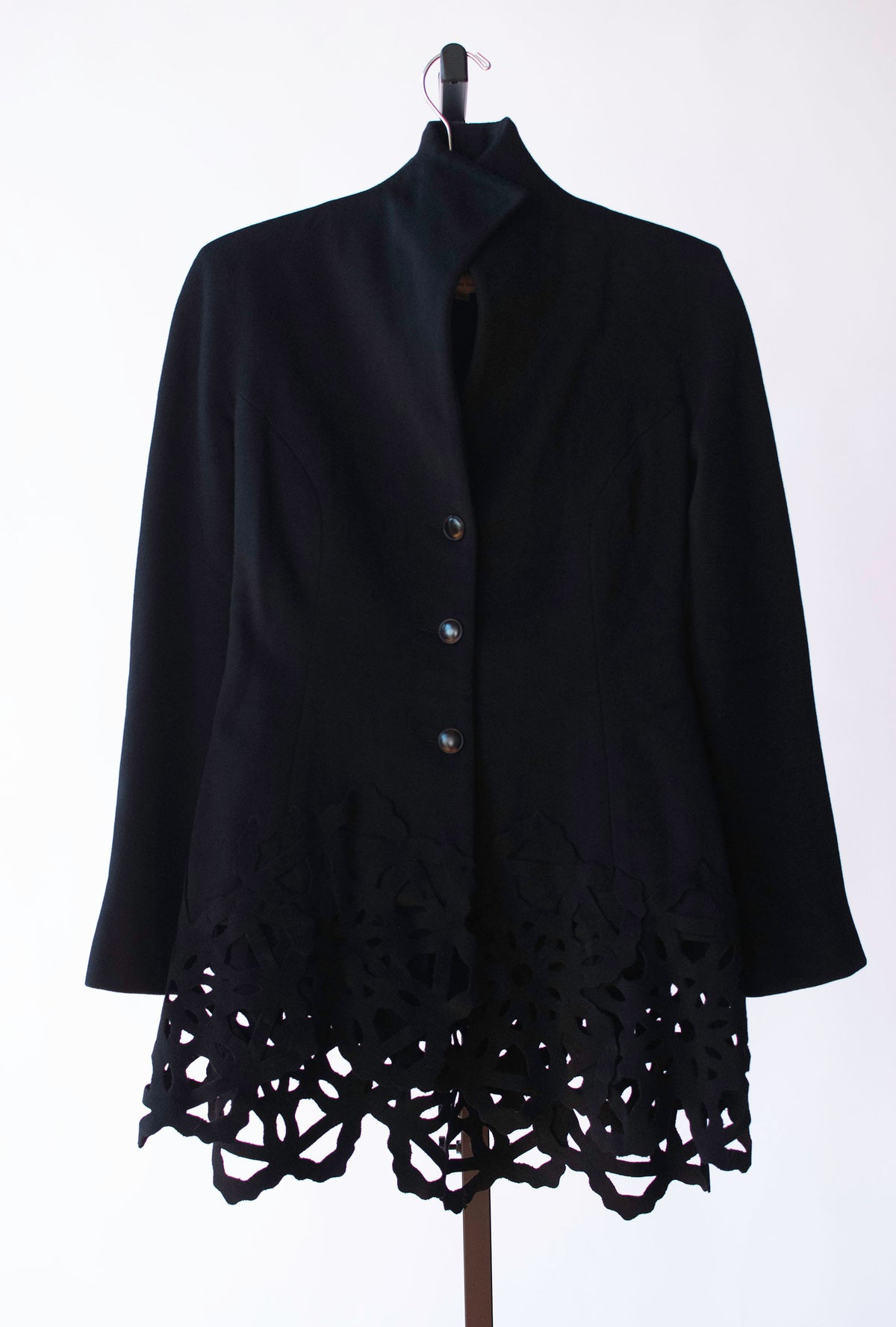 Black Blazer | Yumi Eto