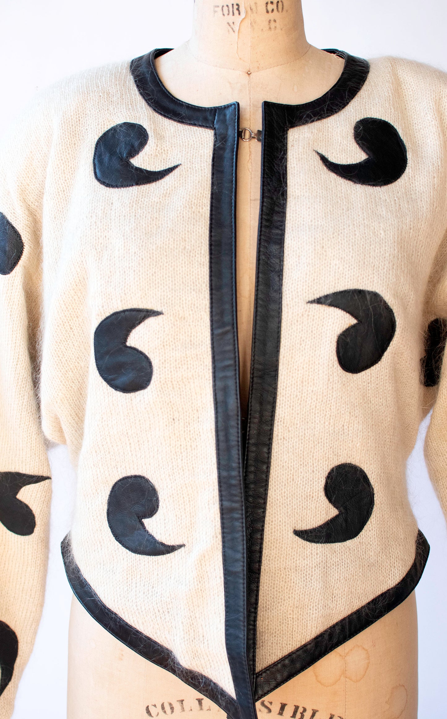 Comma Jacket | Hyo Bee