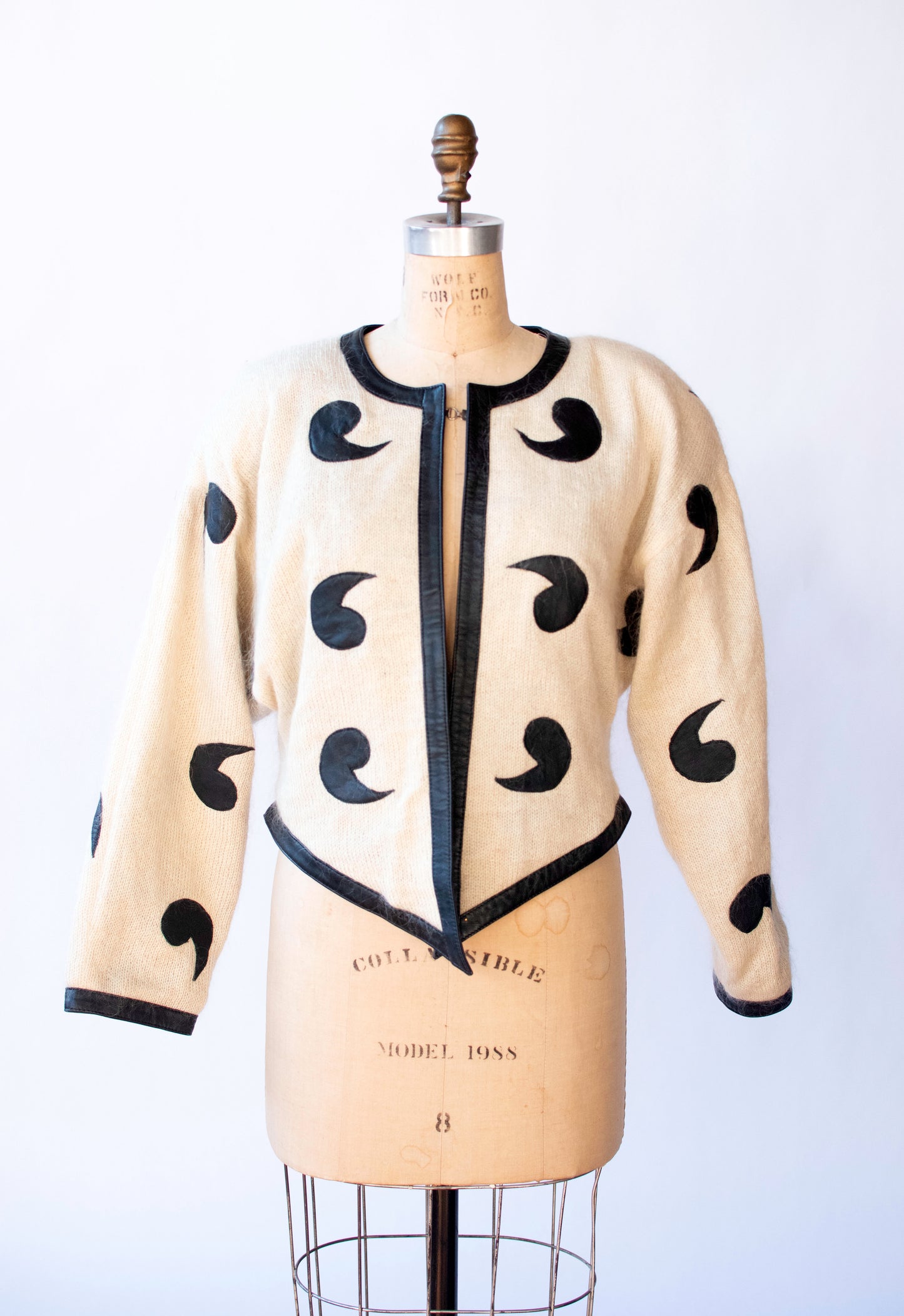 Comma Jacket | Hyo Bee