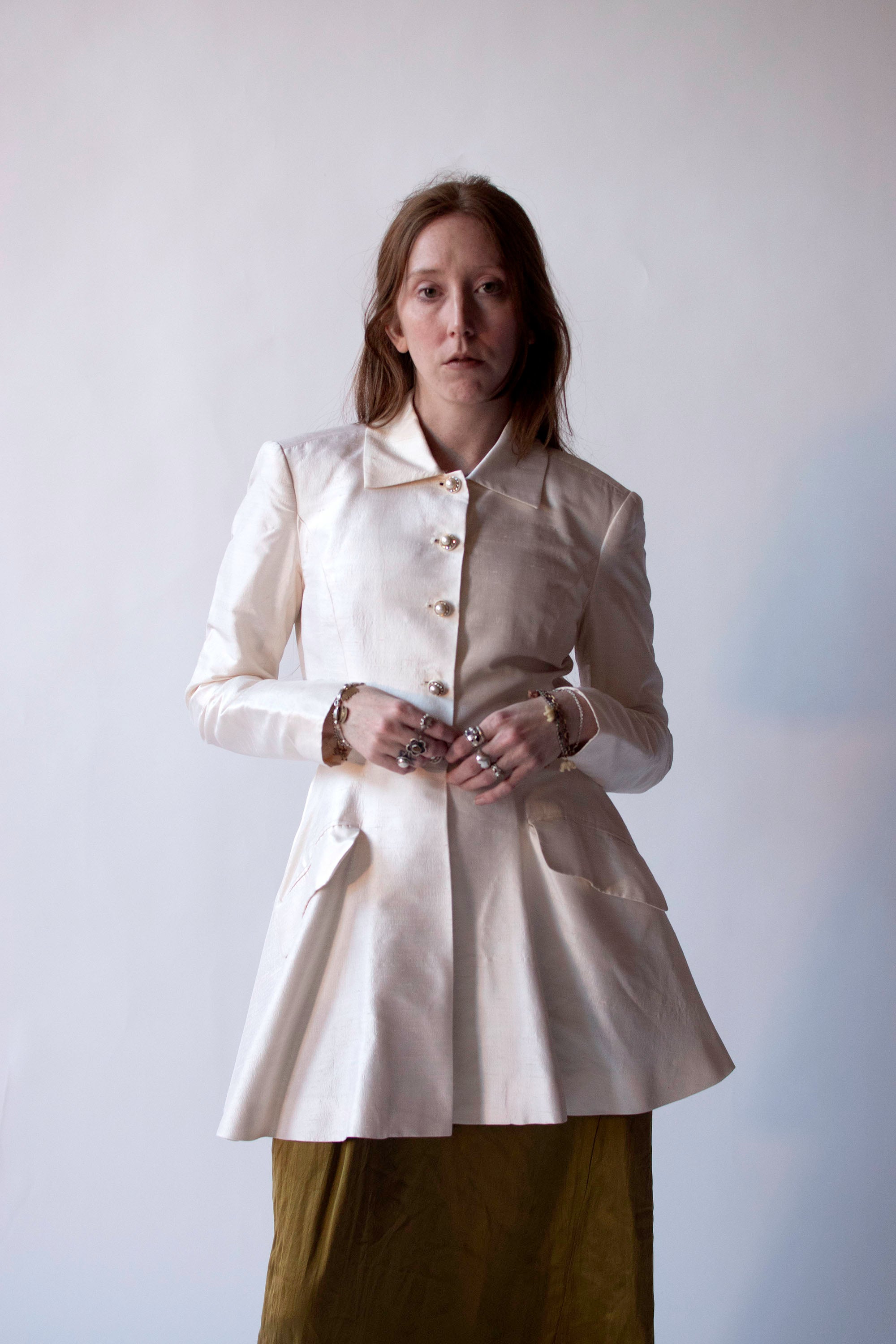 ※完売品【maisonspecial】Satin Peplum Jacket Cream Silk Peplum Jacket | Isaac Mizrahi – Female Hysteria Vintage