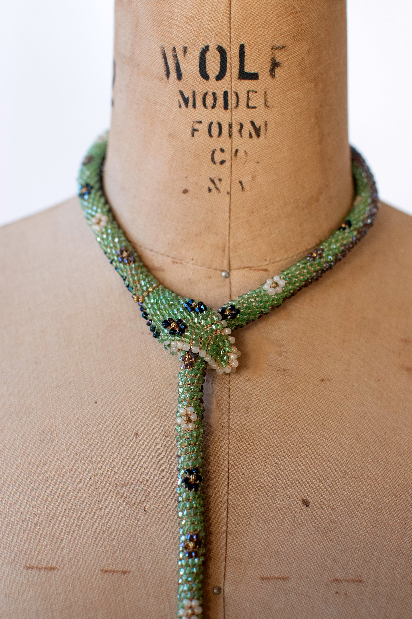 Bead Crochet Snake | Peridot Flower