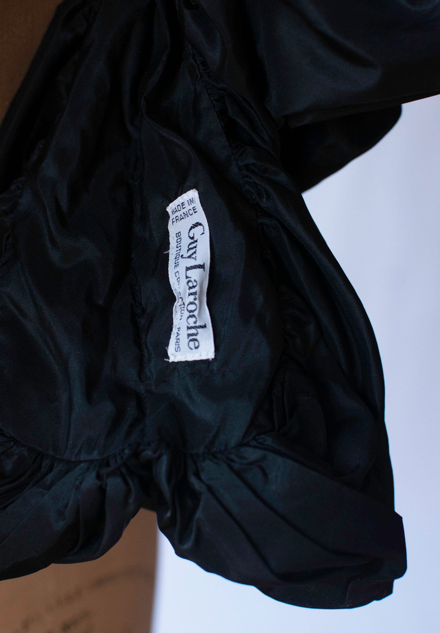 Ruffled Collar | Guy Laroche