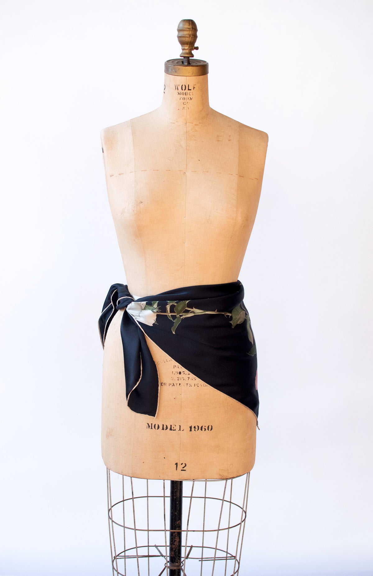 Rose Print Silk Scarf | Dolce & Gabbana
