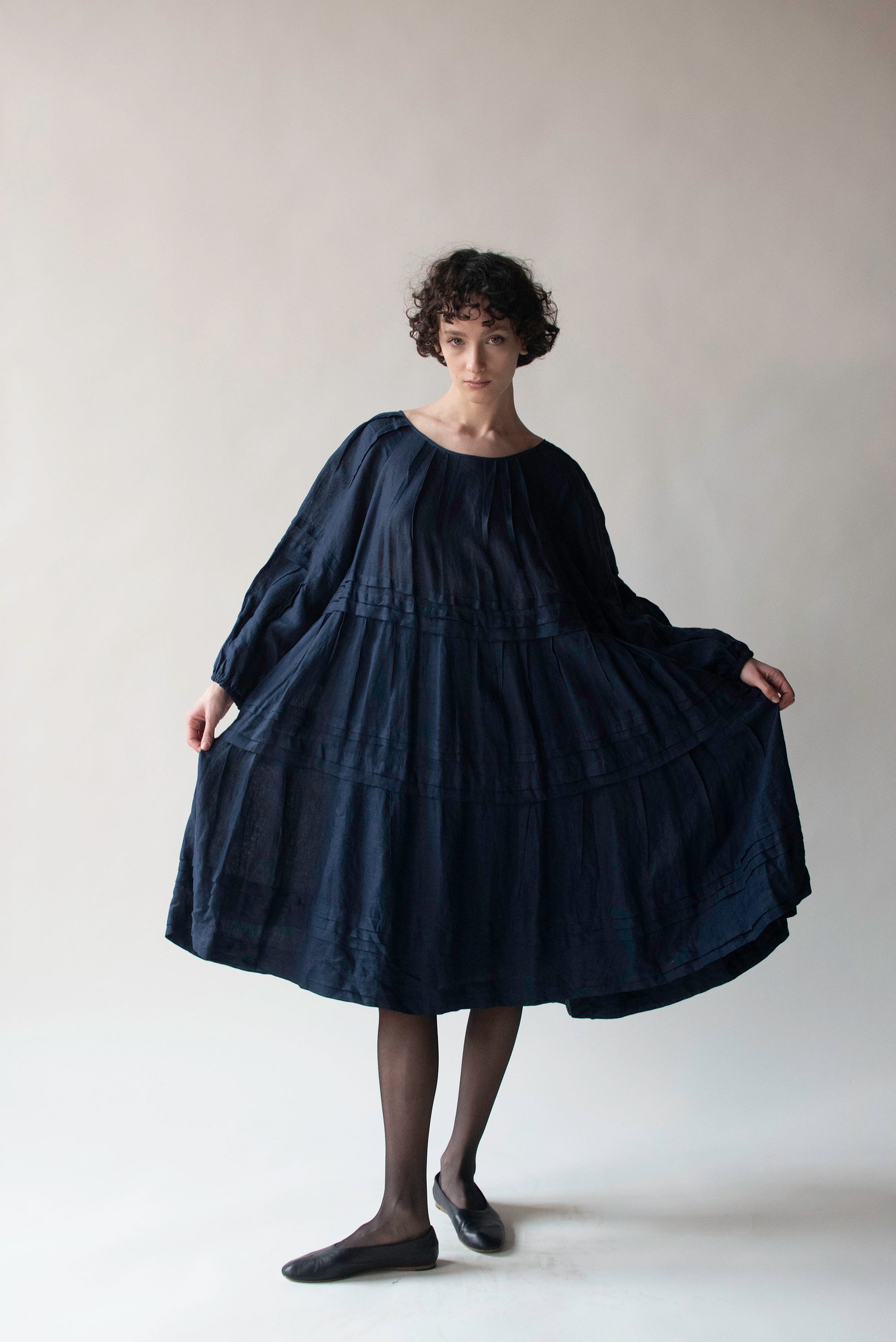Navy Linen Dress | Laura Biagiotti Female Hysteria Vintage Navy Linen Dress | Laura Biagiotti Female Hysteria Vintage