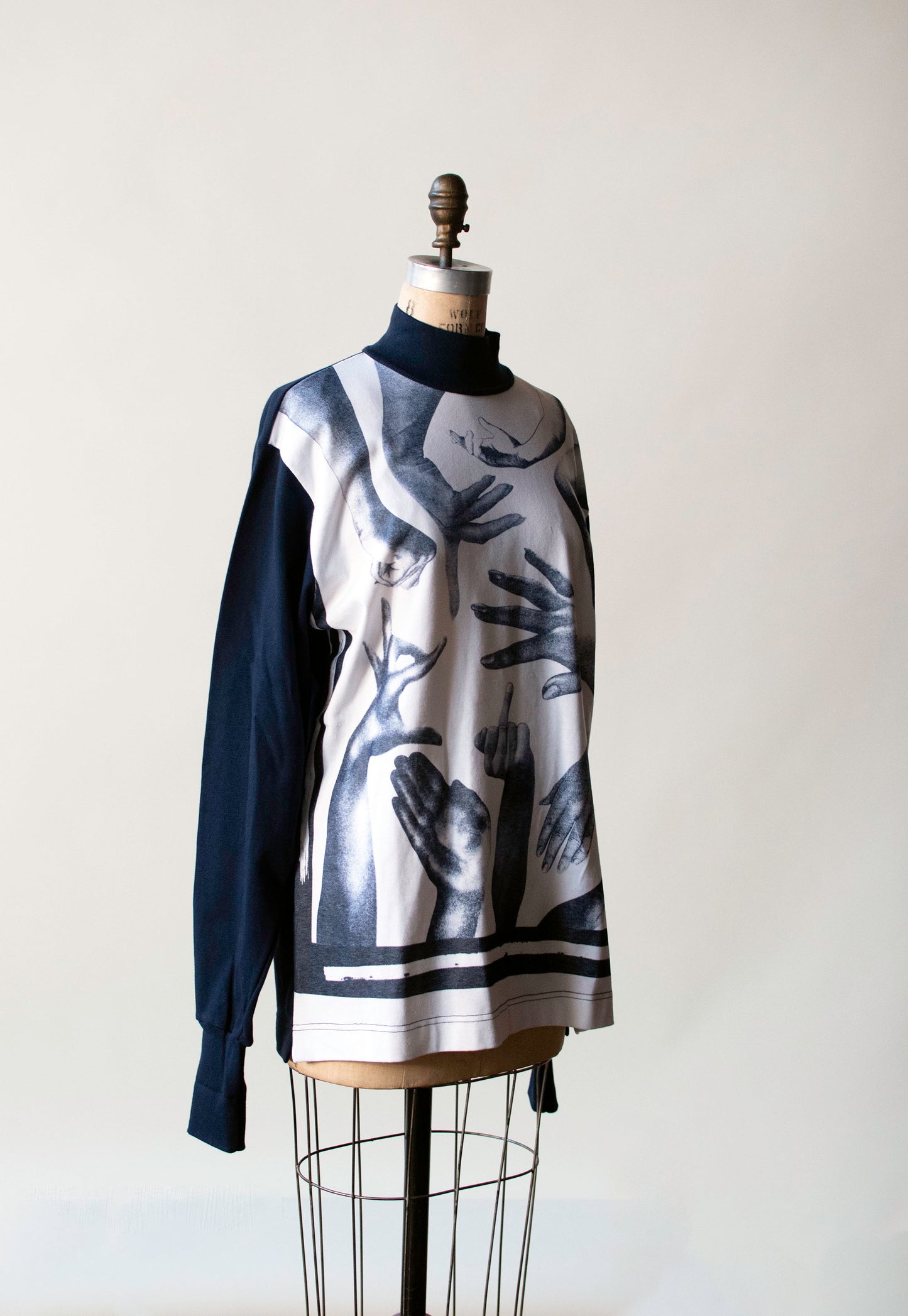 1990s Hands print T-shirt | Jean Paul Gaultier