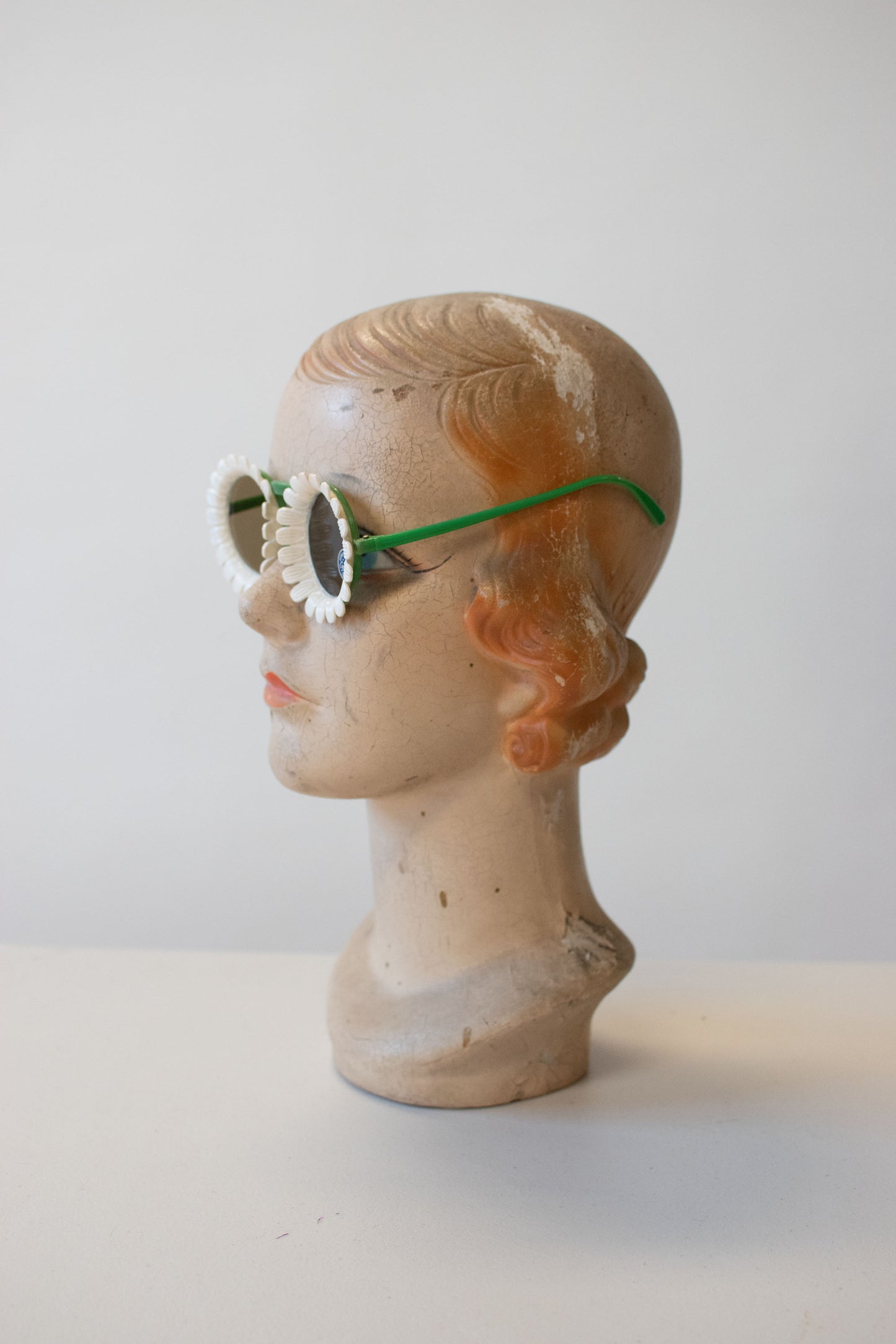 1940s Daisy Sunglasses | Green Temples