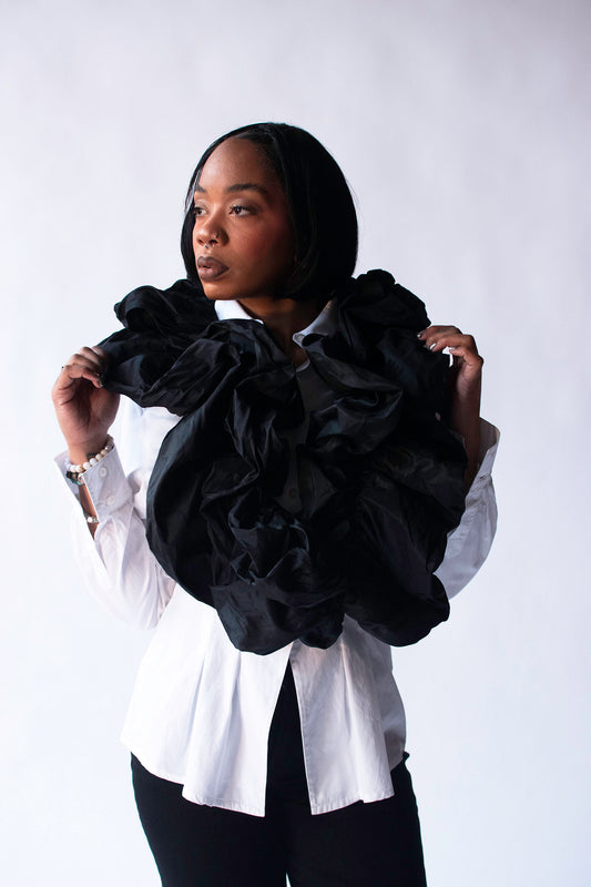 Ruffled Collar | Guy Laroche