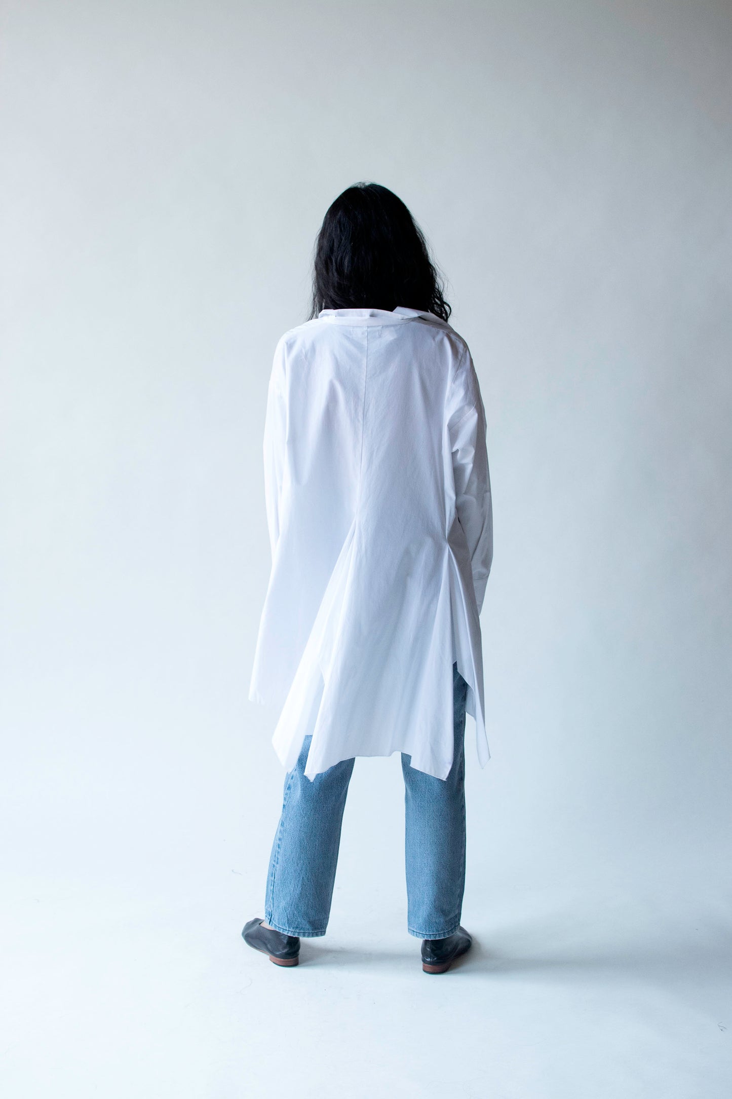 White Shirt | Moyuru