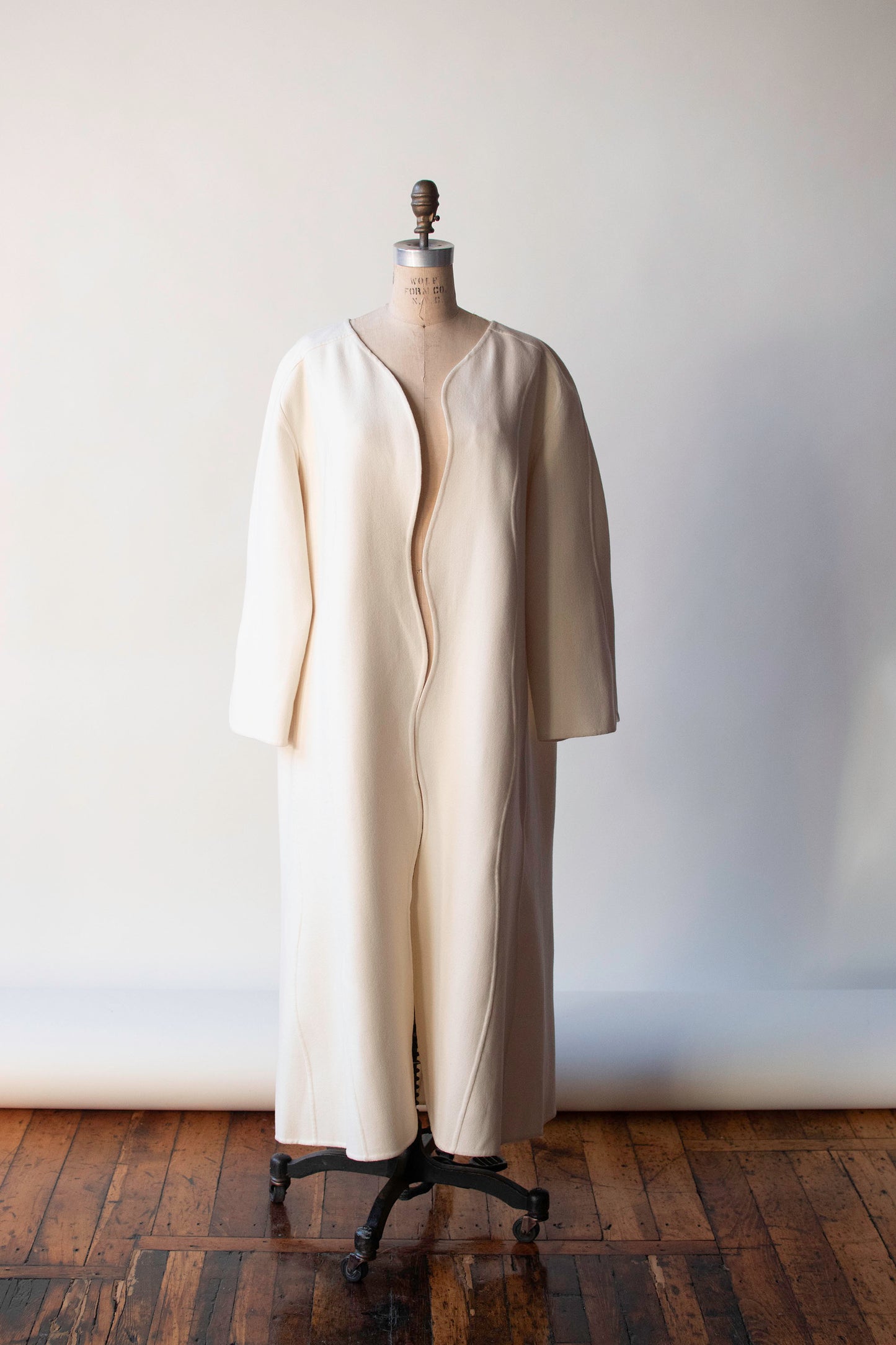 Cream Wool Coat | Laura Biagiotti