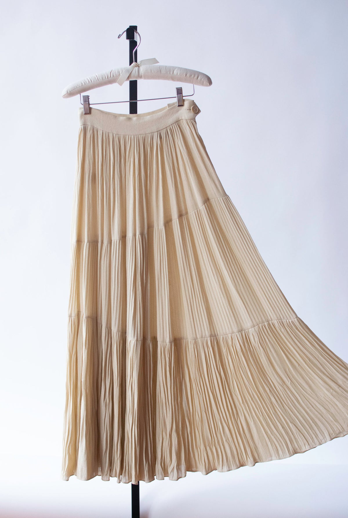 Pleated Cream Skirt | Moschino Nature Friendly Garment AW 1994
