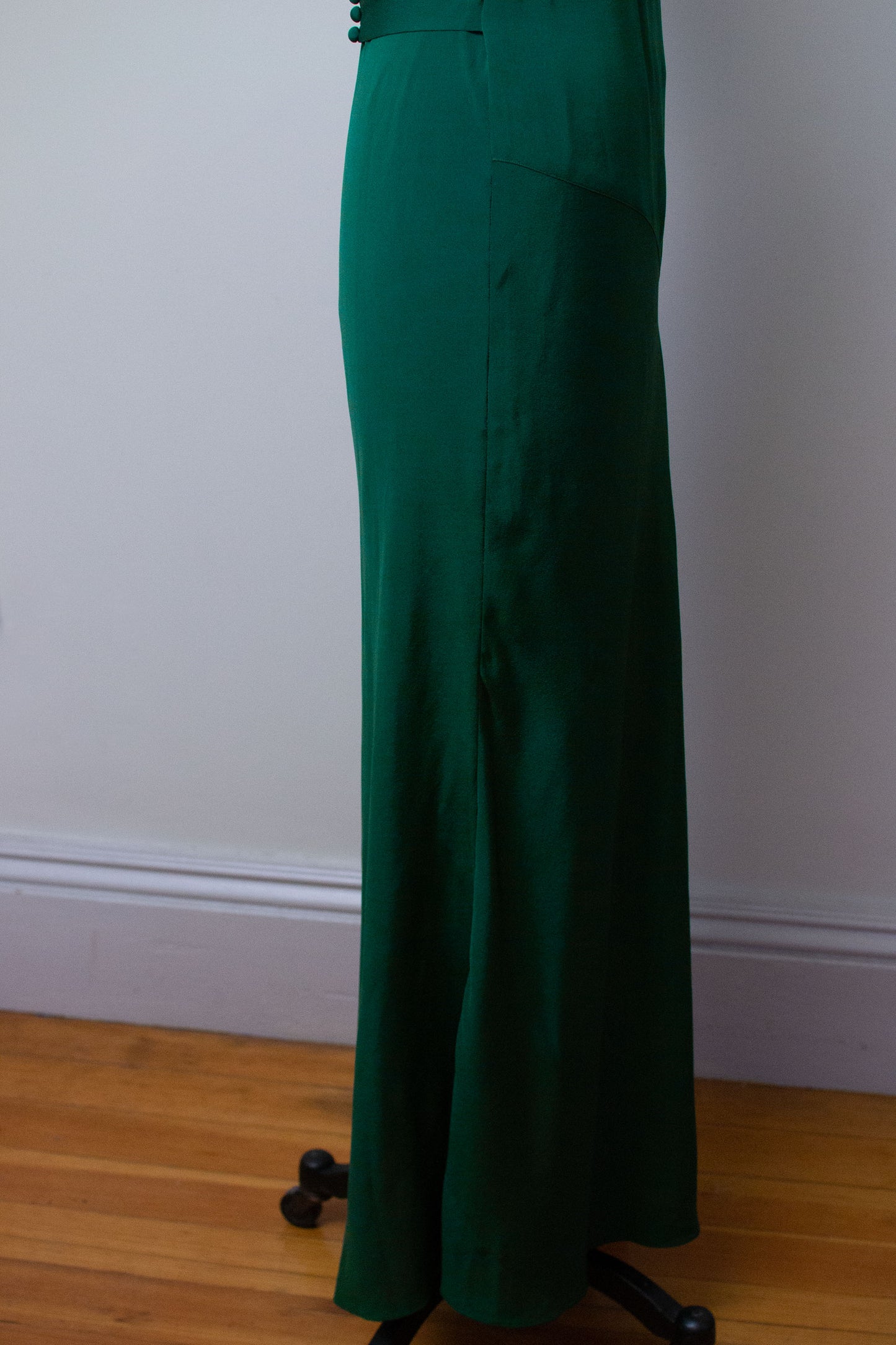 1930s Emerald Green Gown w/ Caplet