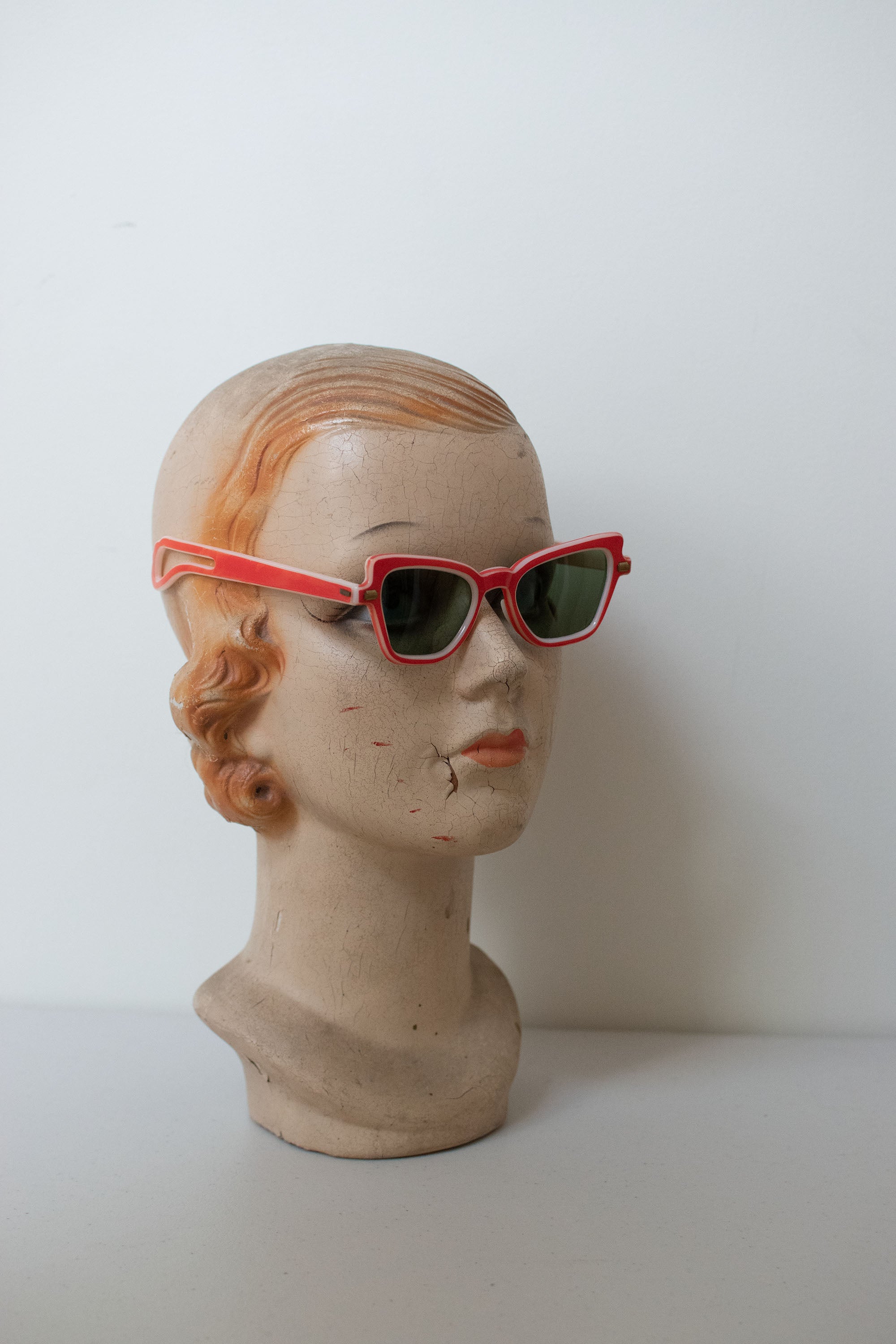 Pointy Tip Cat Eye Sunglass 1950s Retro Style - Misfit – Sunglass Museum