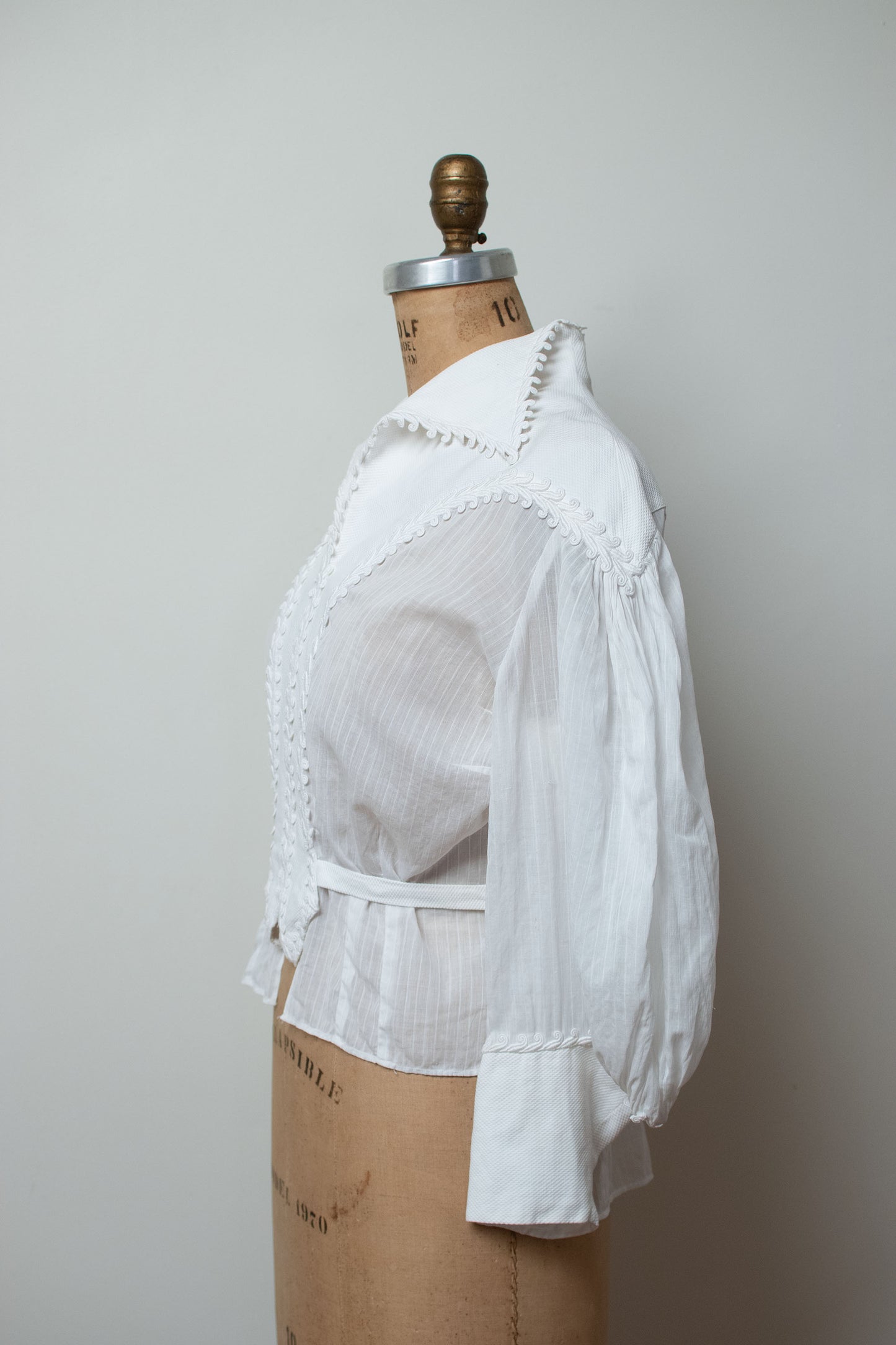 1930s Gigot Sleeve Blouse