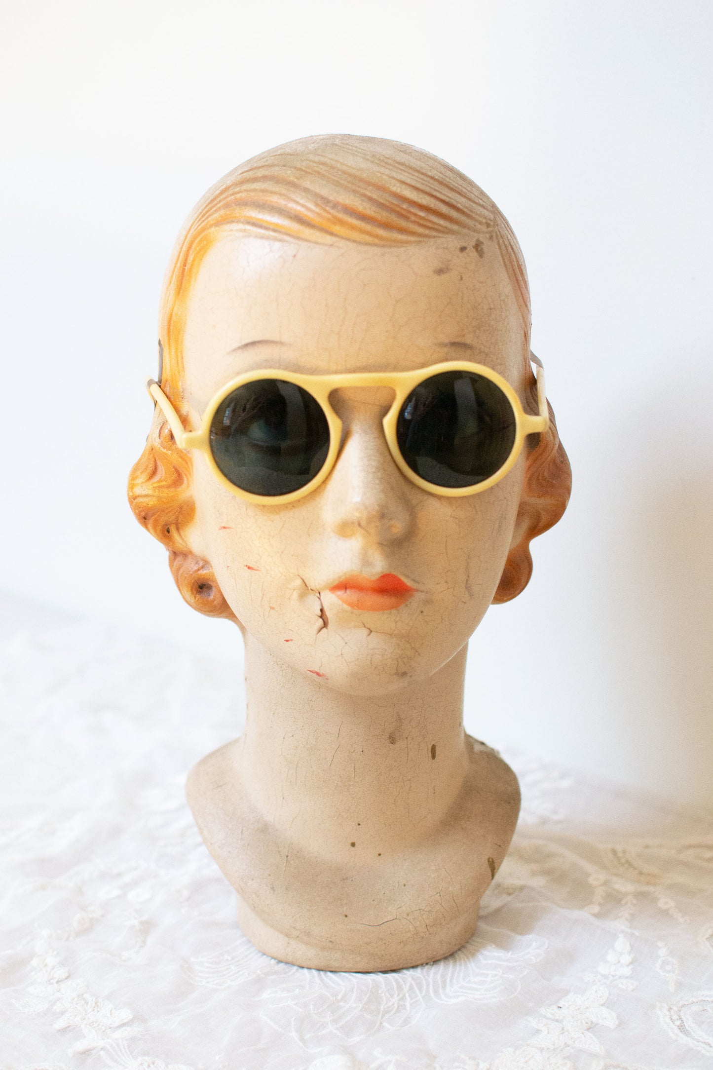 1940s Round Thin Frame Sunglasses